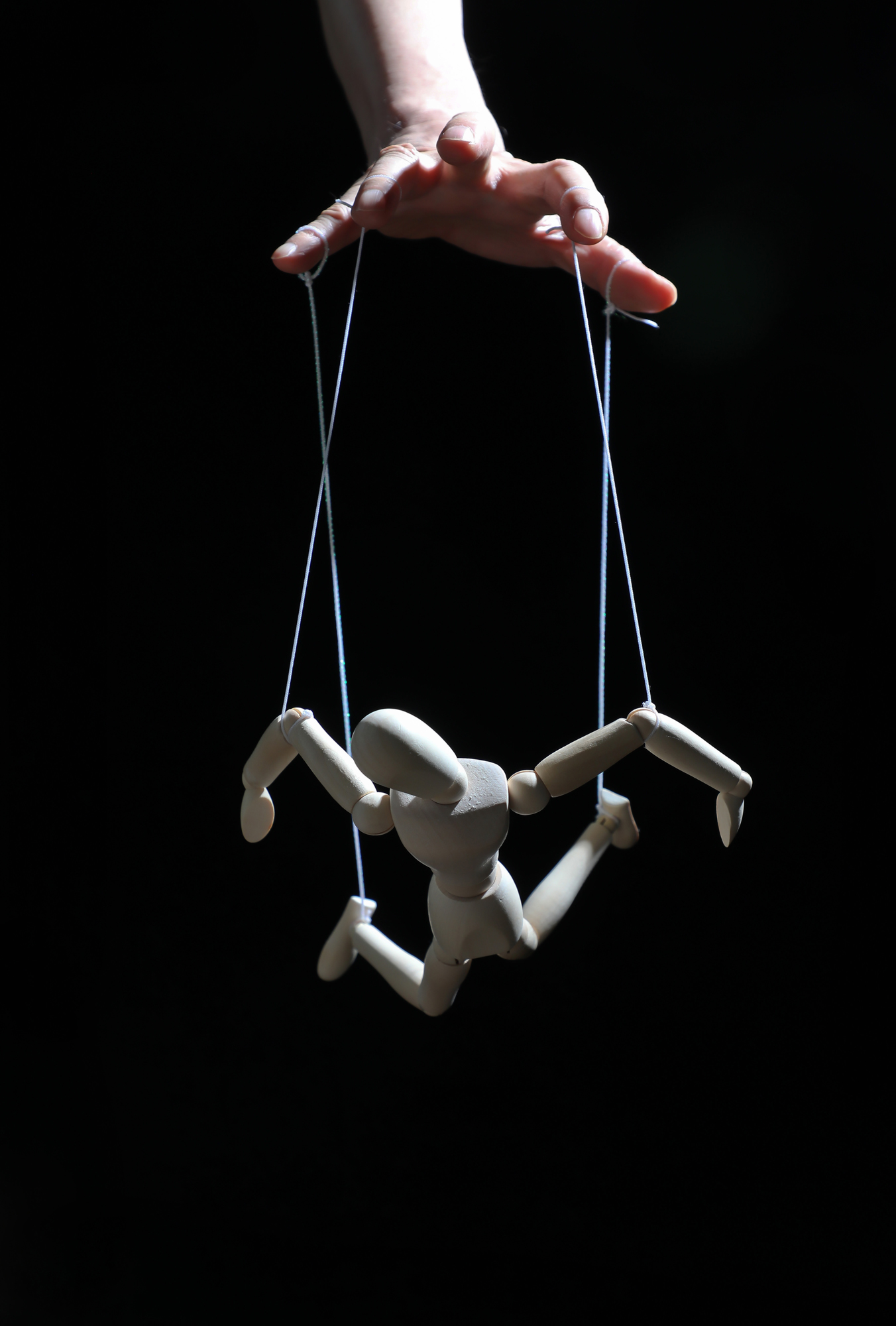 성착취 인형 아동학대 매춘