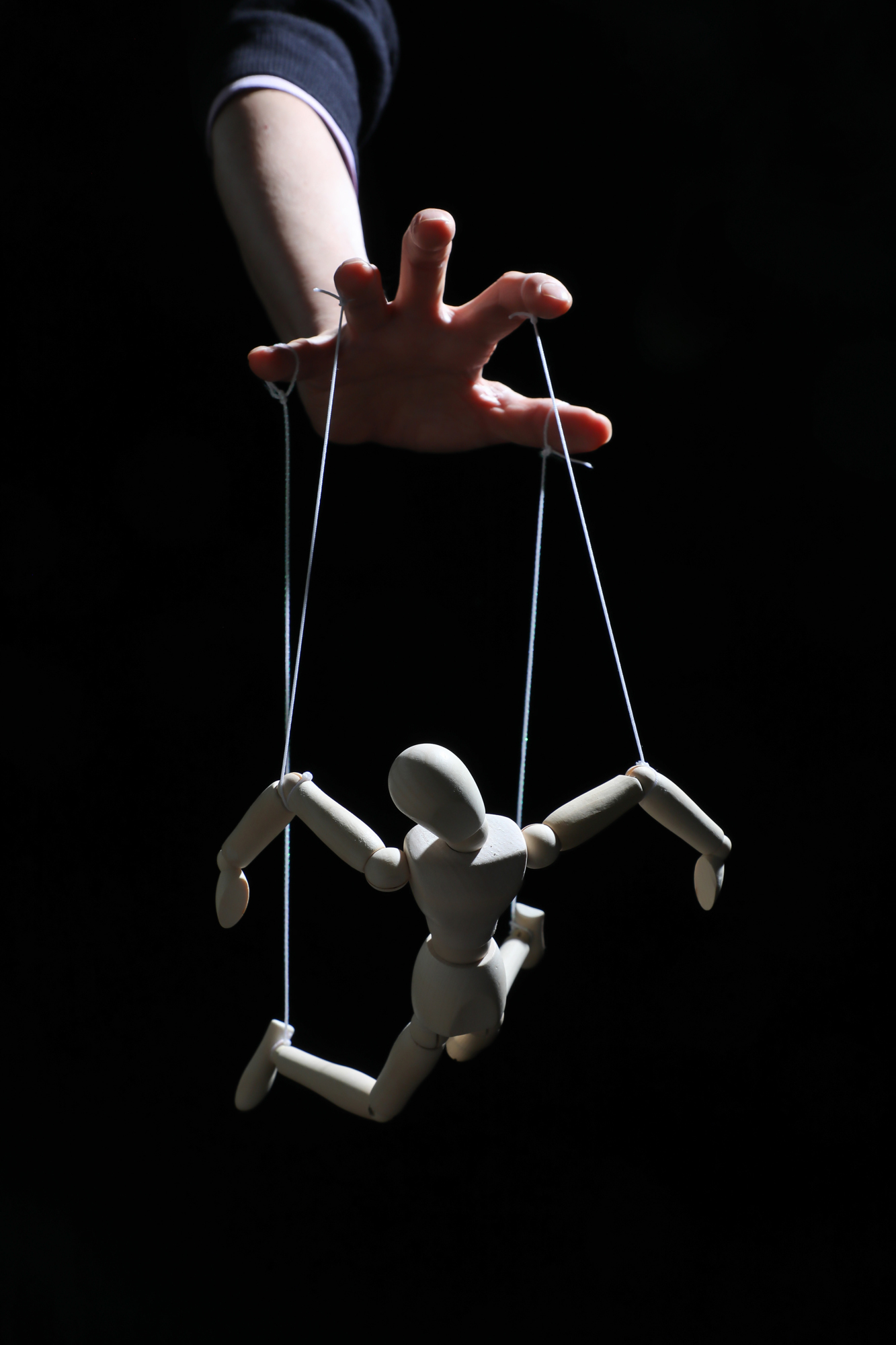 성착취 인형 아동학대 매춘