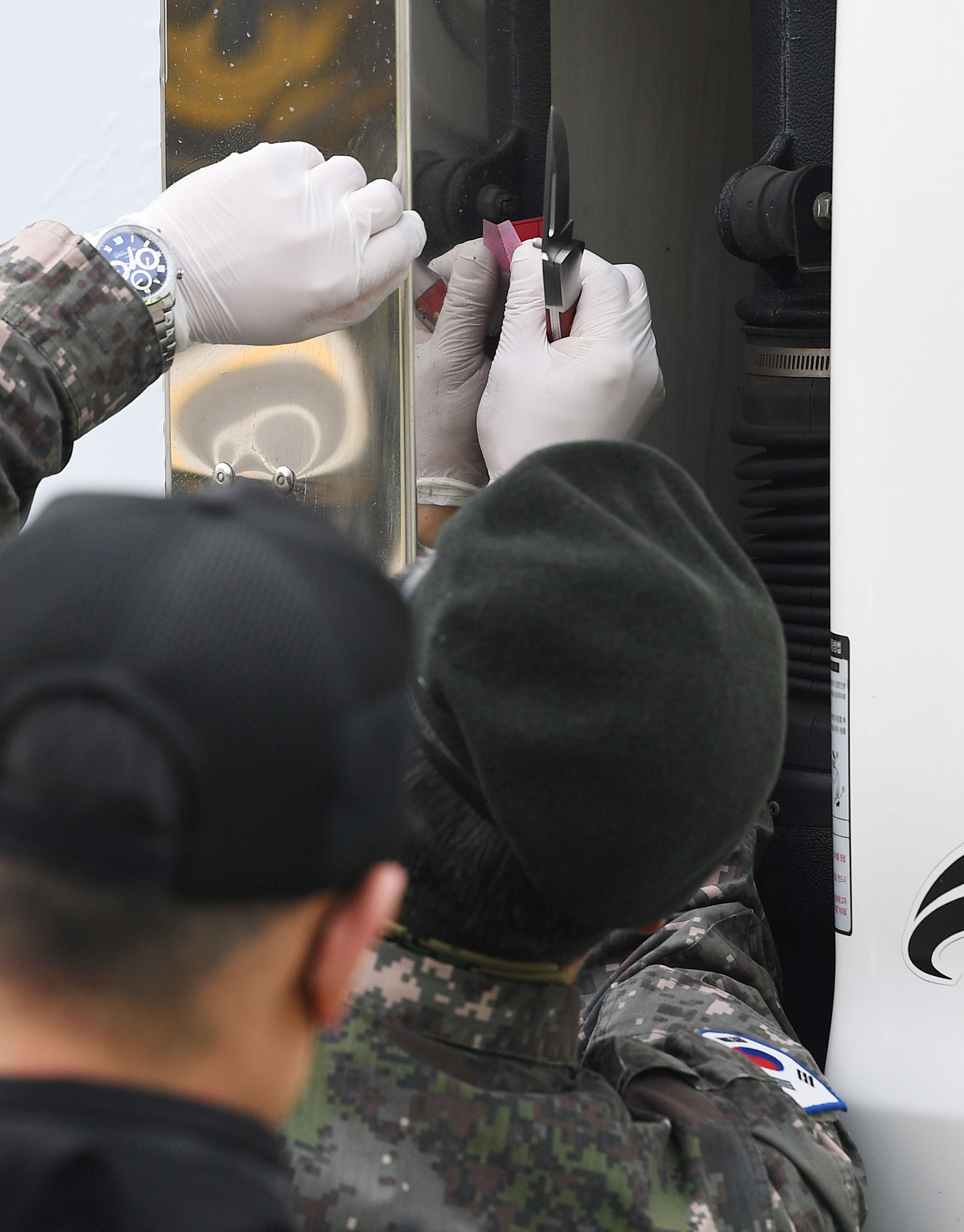 아스트라제네카 코로나 19 백신;첫 출하