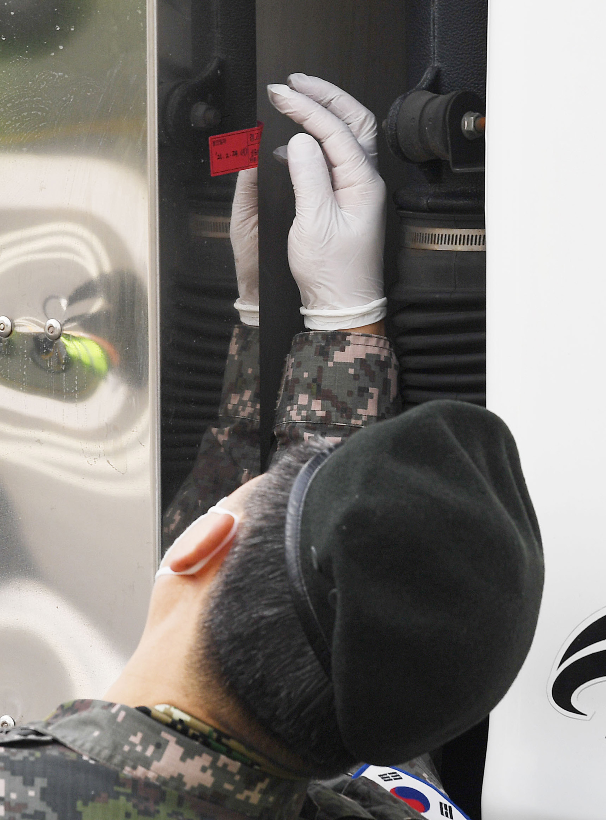 아스트라제네카 코로나 19 백신;첫 출하