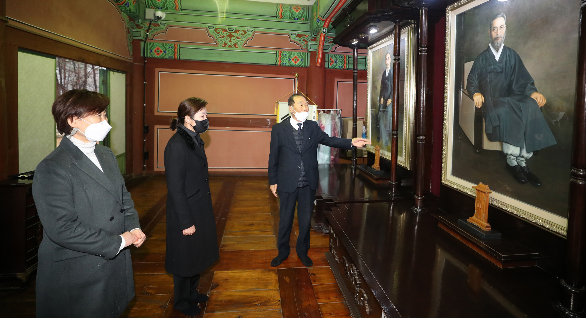 정치;정당;국민의힘;서울시장예비후보;나경원;백범김구;묘역