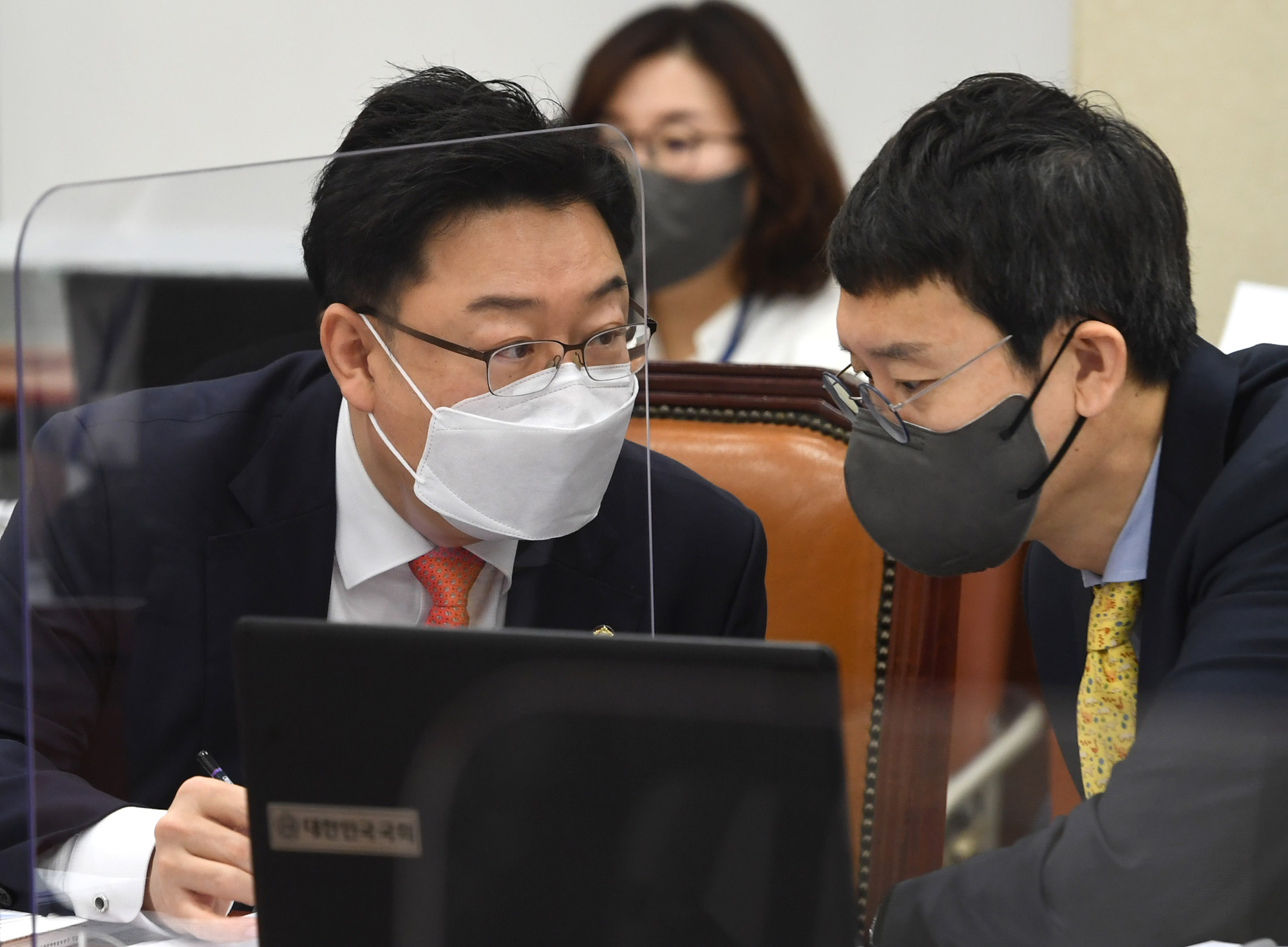 정치;국회;환경노동위원회;김성원;김웅