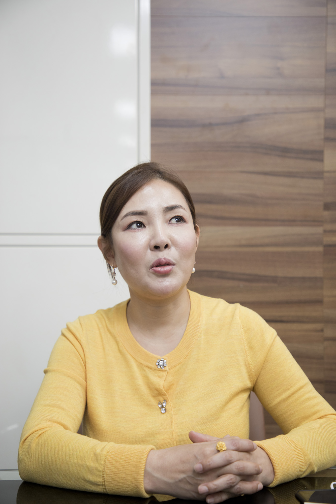 사회;탈북;여성;자동차;중고차;매매;엠팍-M park;유미카;이유미