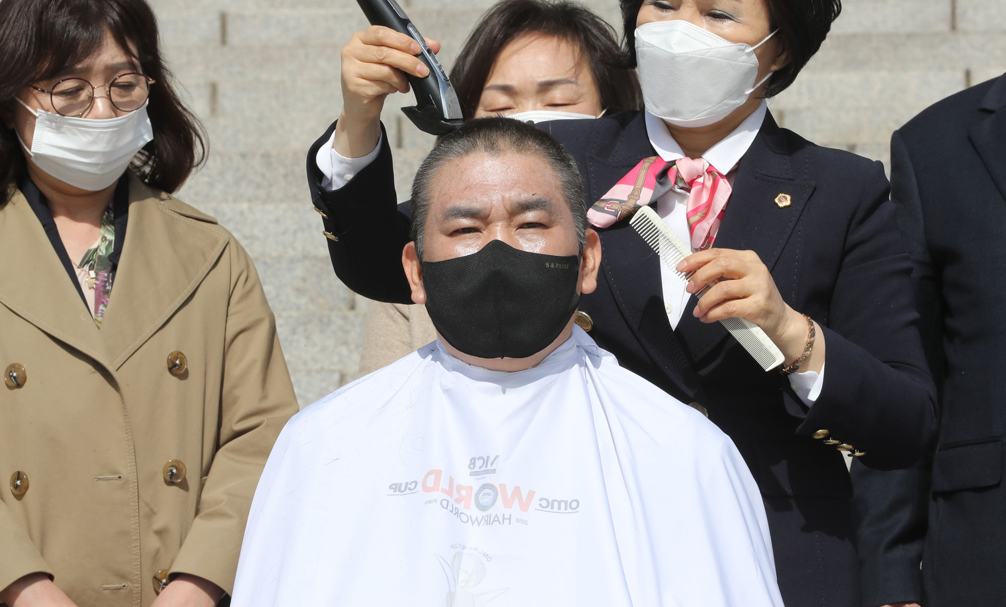 정치;국회;최승재;최승재삭발;소상공인손실보상소급적용사수