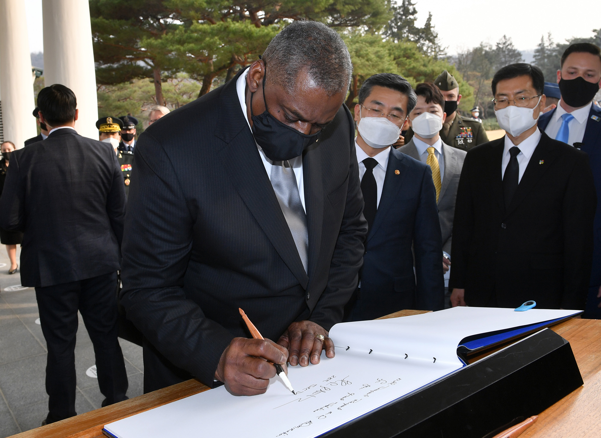 한미 국방부 장관 현충원 참배