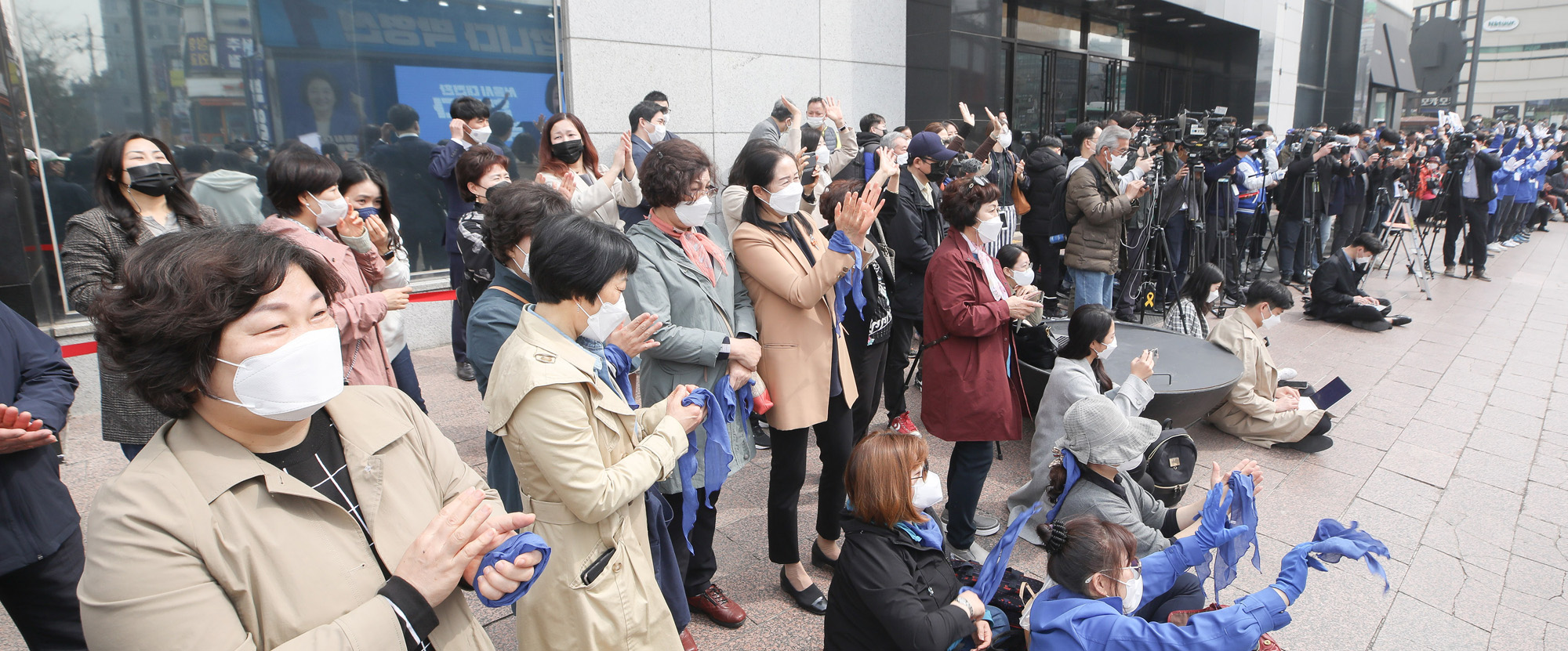 정치;국회;박영선;더불어민주당 서울시장후보;신촌거리유세박영선