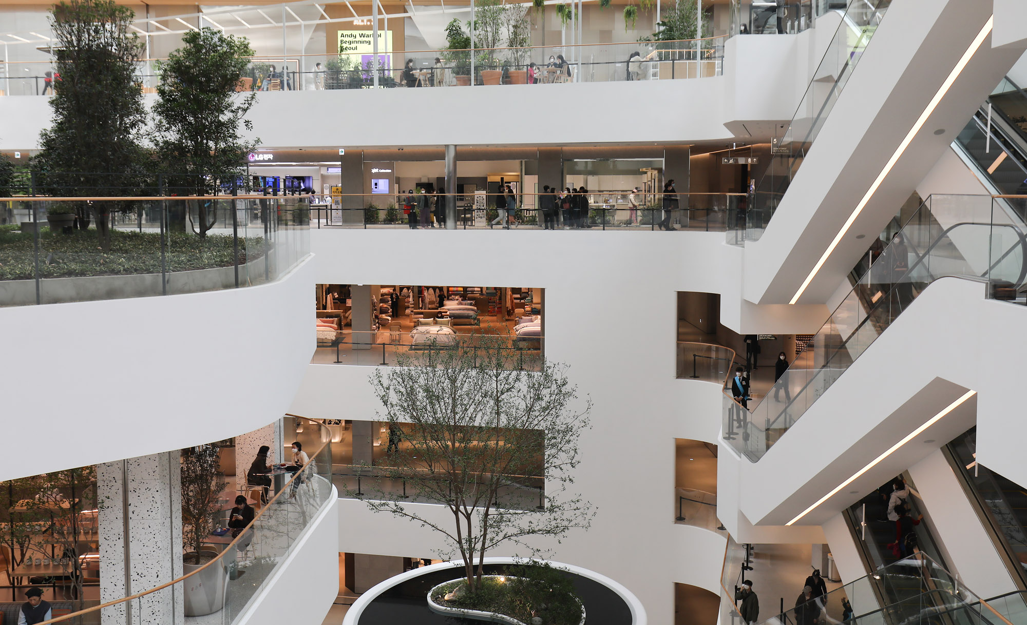 더현대서울;여의도현대백화점;현대백화점