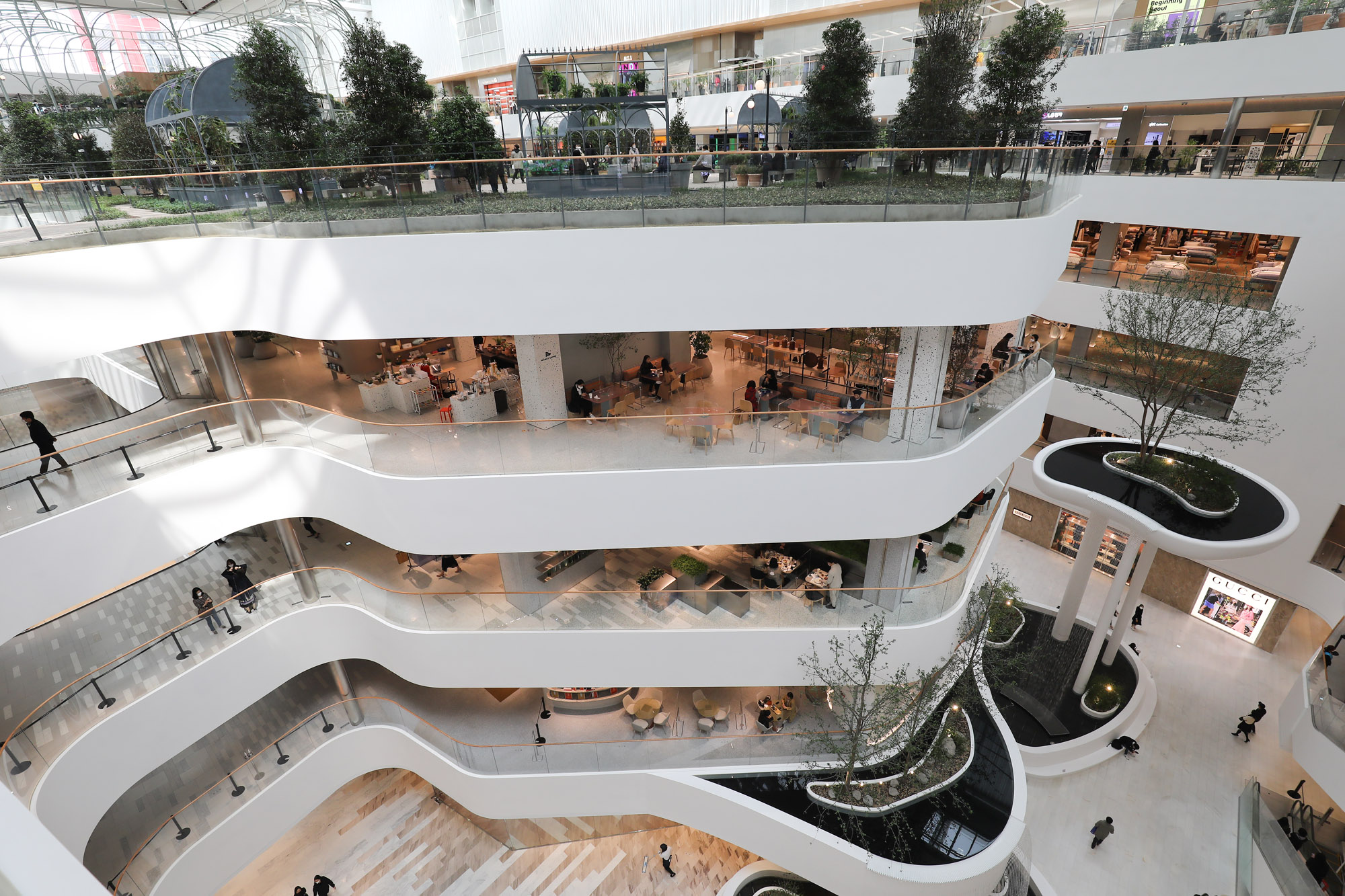 더현대서울;여의도현대백화점;현대백화점