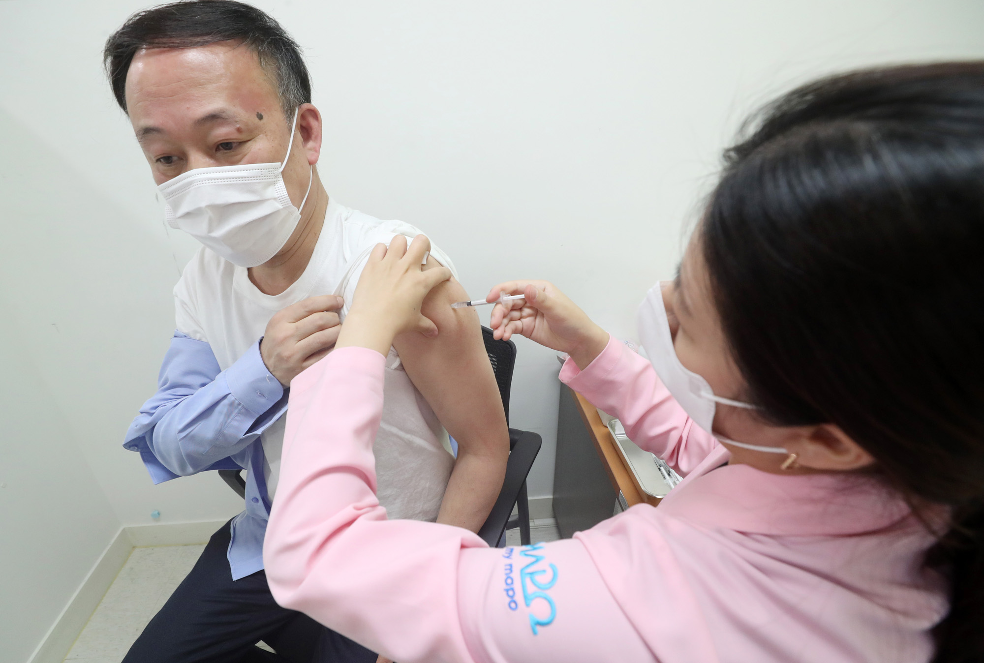 사회;코로나19;백신;보건의료단체장;접종