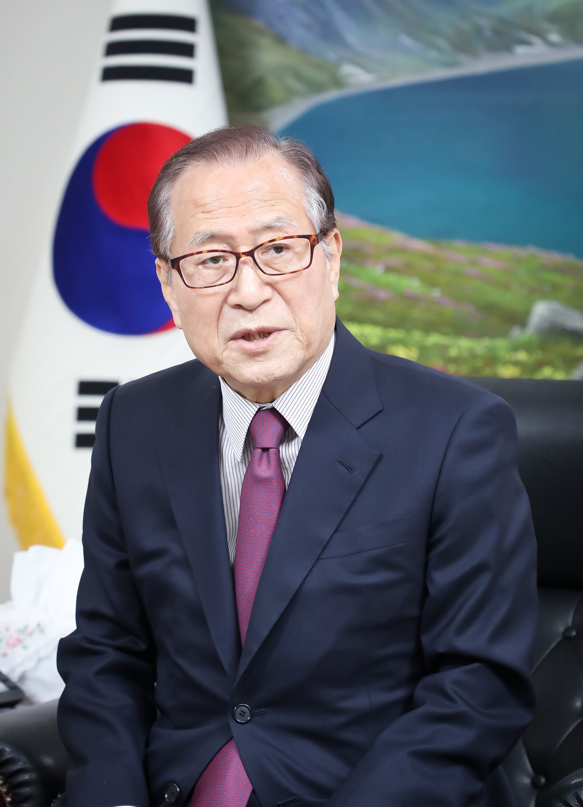 민주평화통일자문회의 수석부의장;정세현