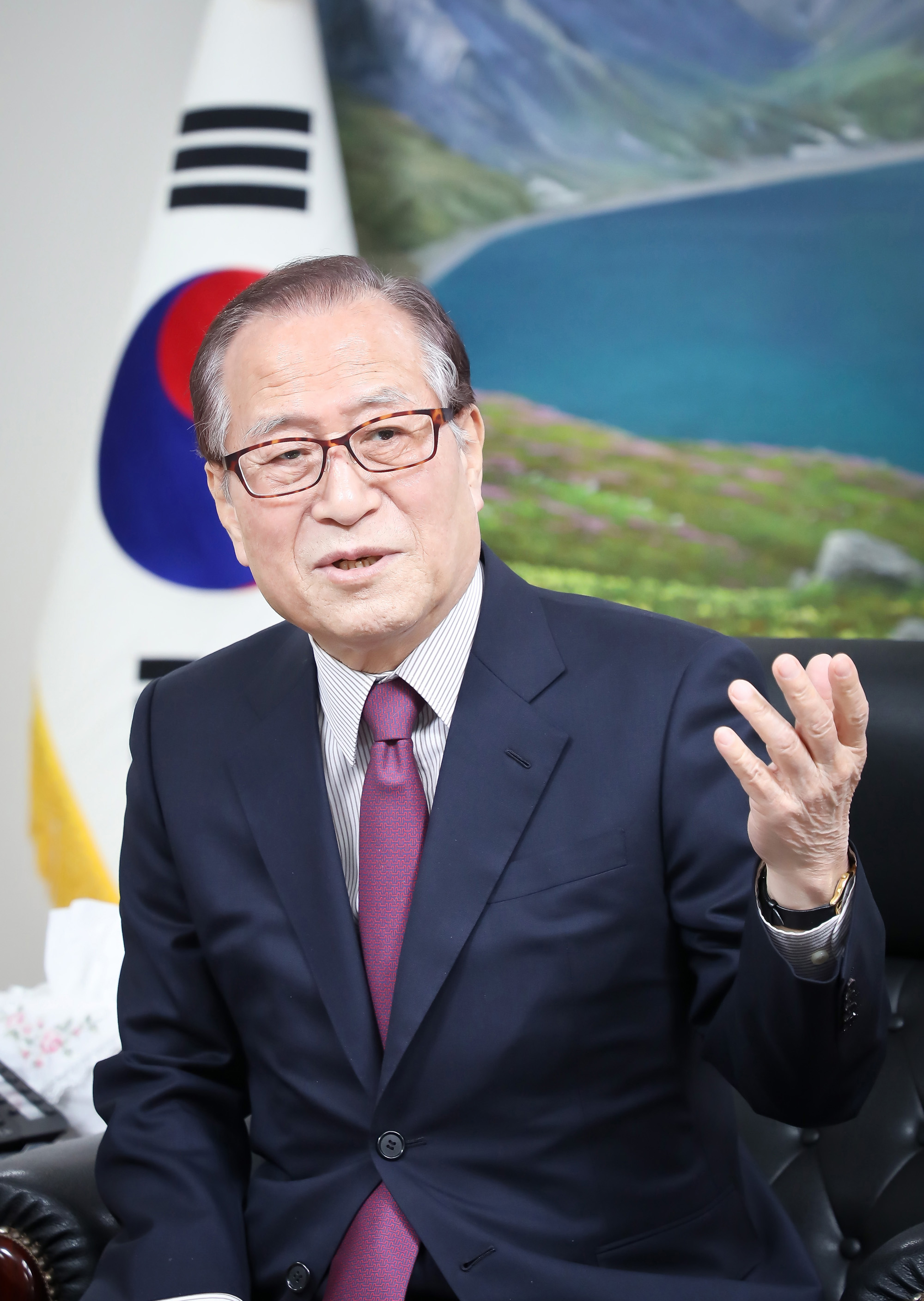 민주평화통일자문회의 수석부의장;정세현