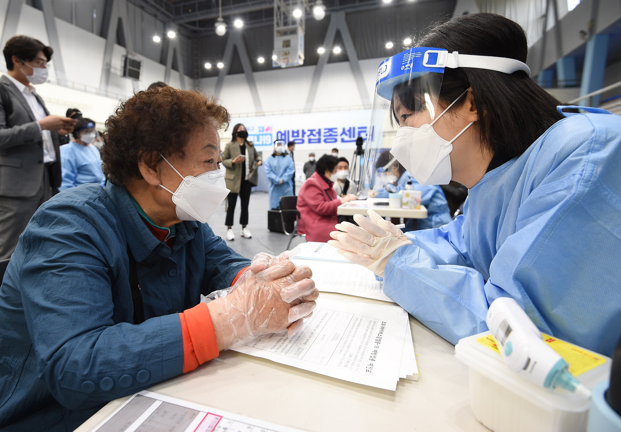 사회;코로나;코로나19;백신;화이자;접종