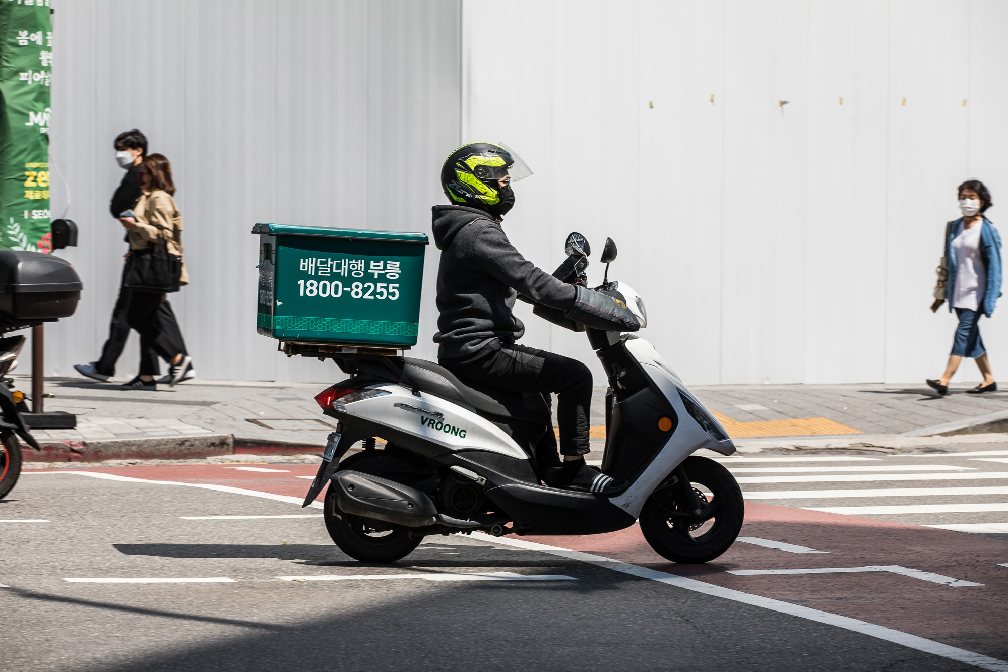 경제;창업;창업시장;프랜차이즈;배달오토바이;배달원;배달라이더