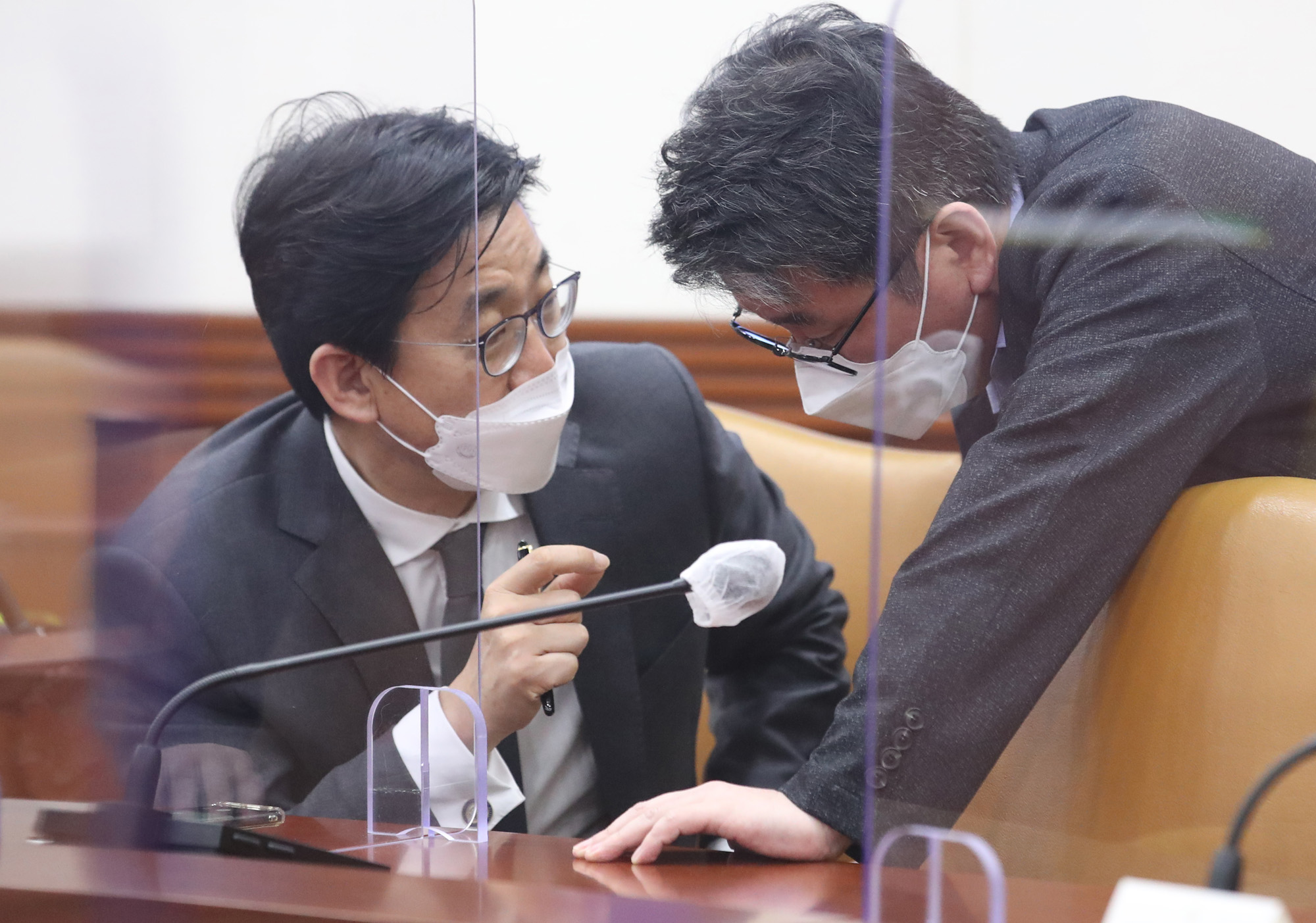 코로나;홍남기 백신 치료제