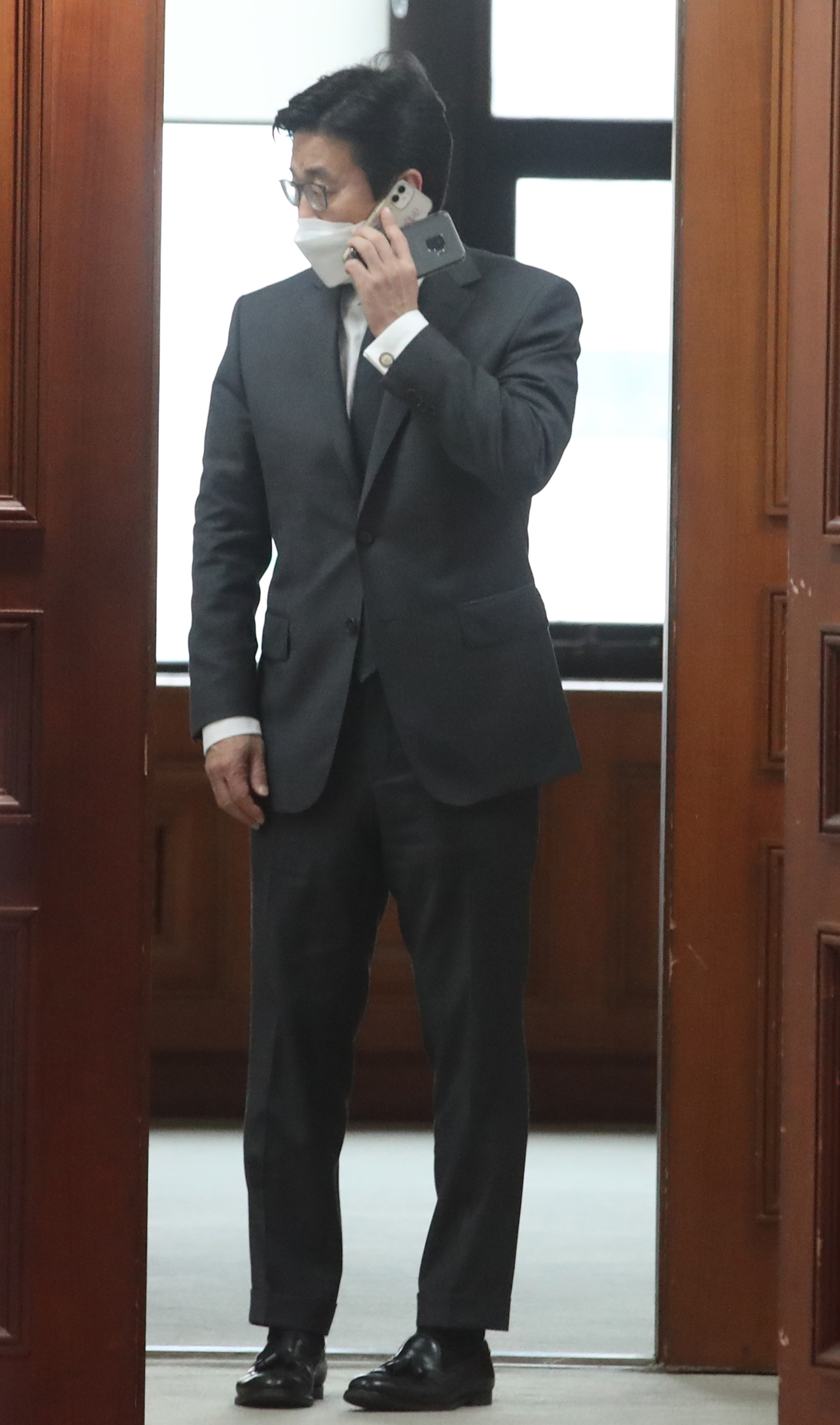 코로나;홍남기 백신 치료제