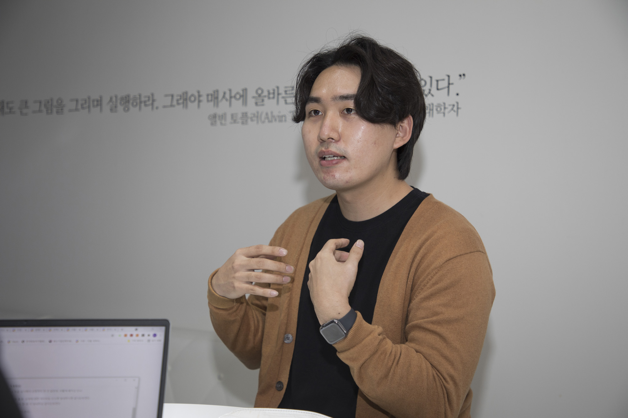 경제;벤쳐;관광;트래블 메이커;Travel makers;호텔;현실