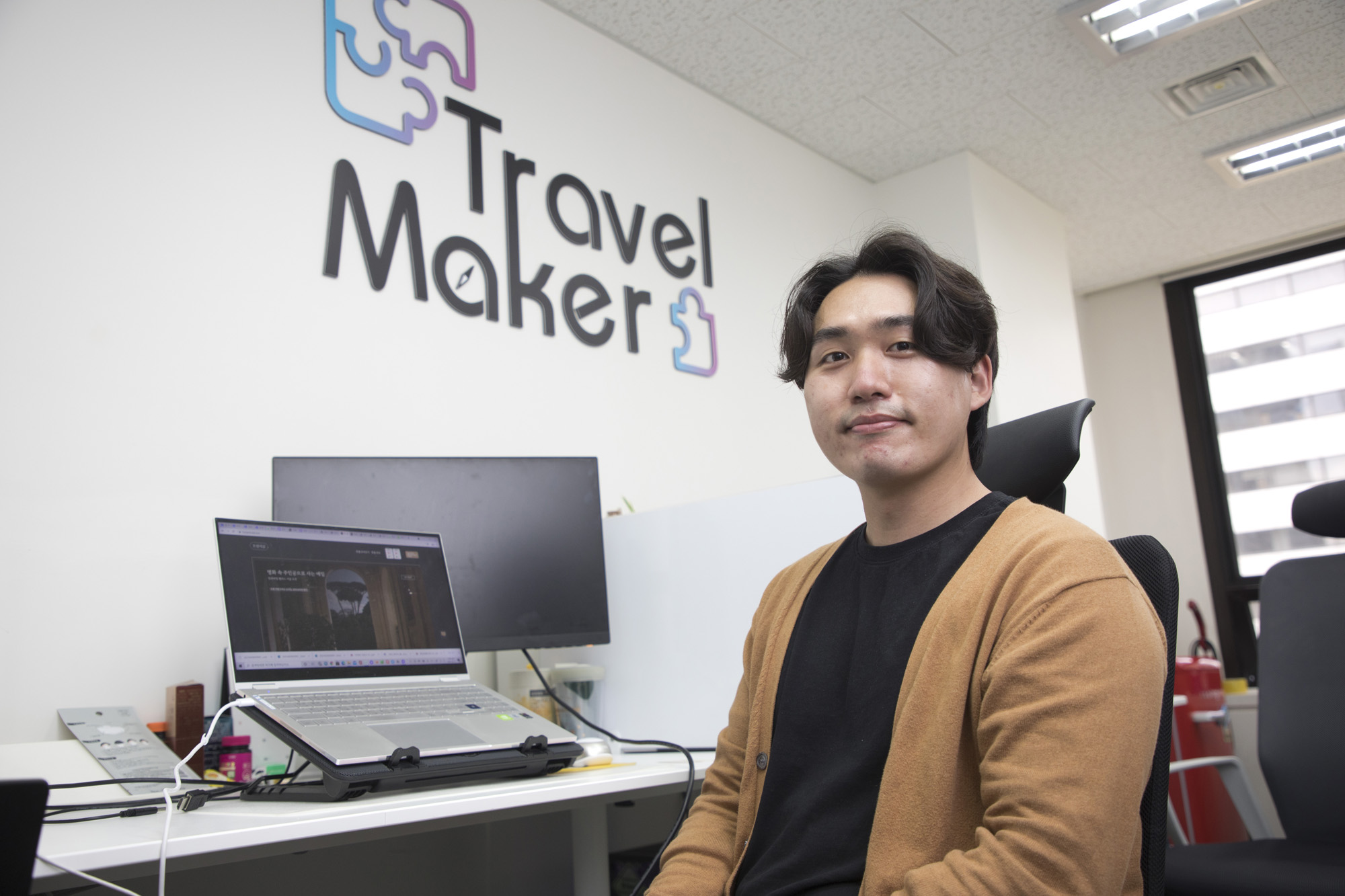 경제;벤쳐;관광;트래블 메이커;Travel makers;호텔;현실