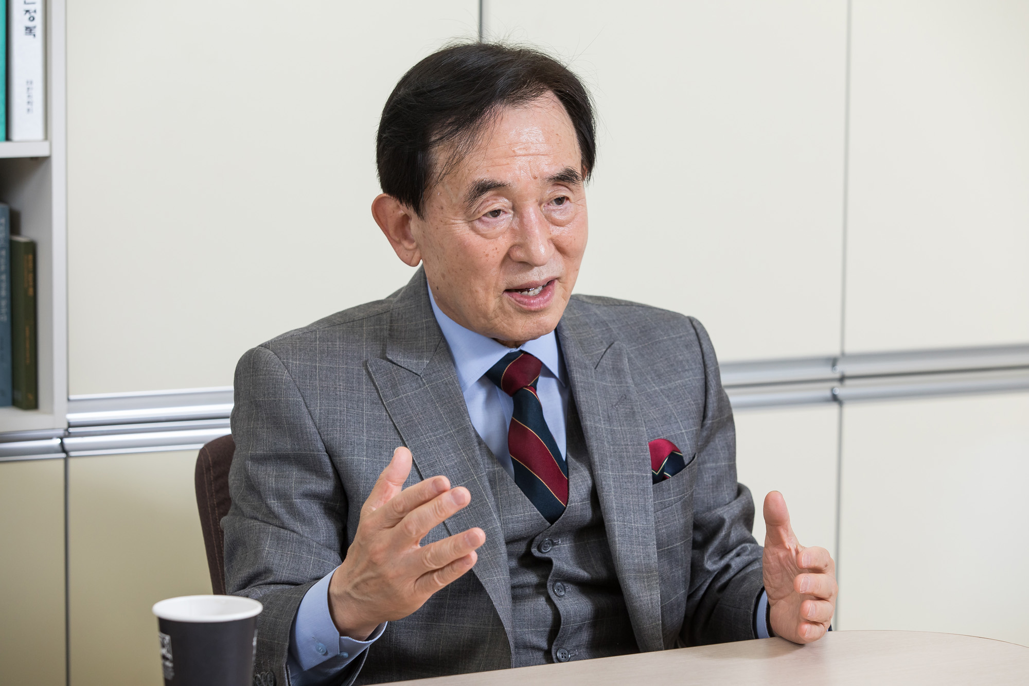 의학;건강;담배;흡연;금연;윤방부;가정의학과;윤방부명예교수