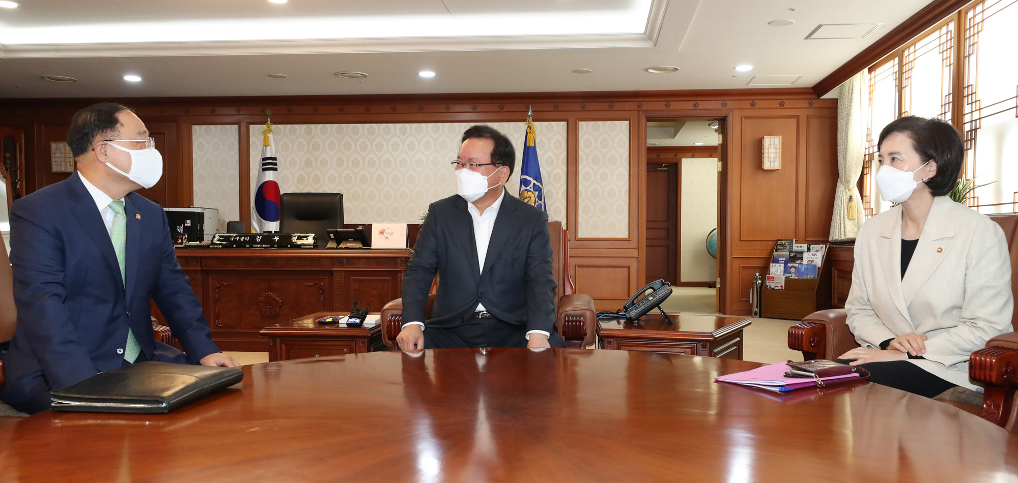 김부겸 국무총리 윤은혜 부총리 협의회