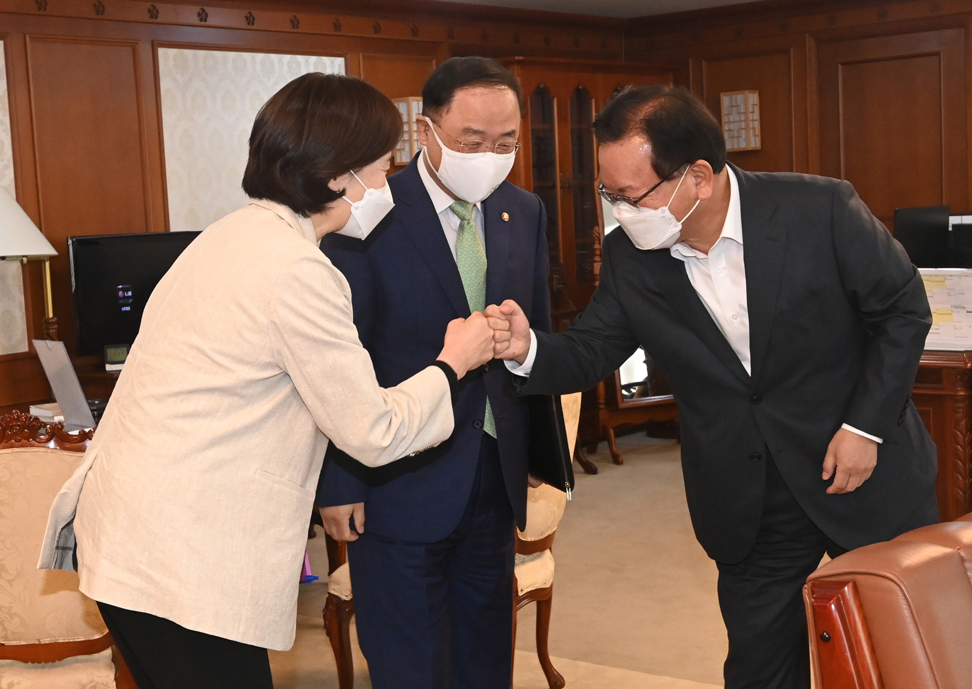 김부겸 국무총리 윤은혜 부총리 협의회
