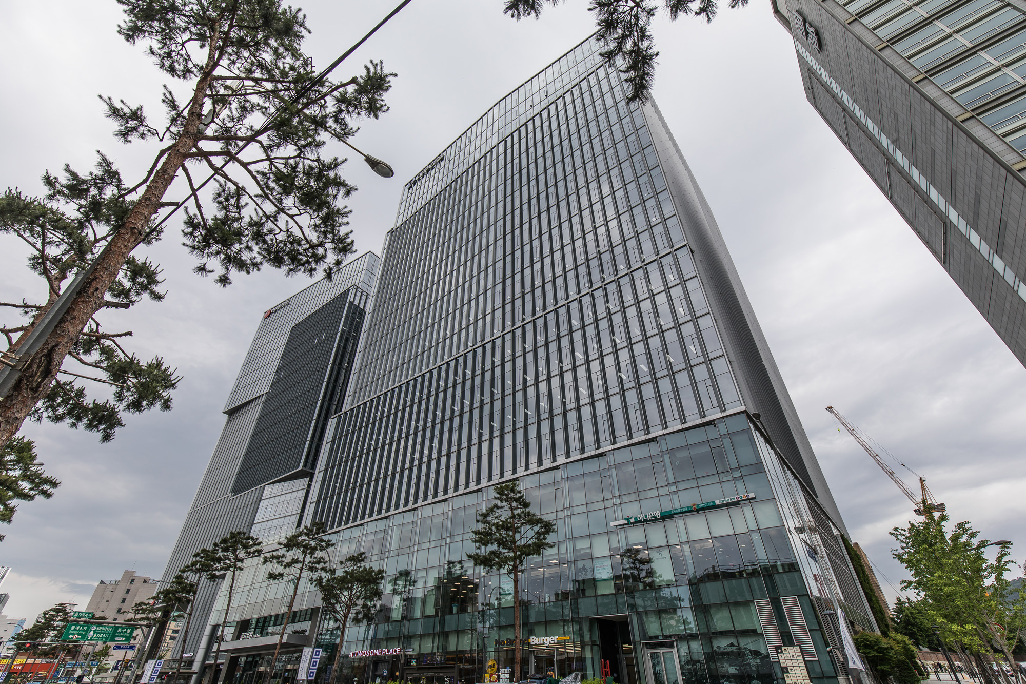 기업;요식업;카페;커피체인점;디저트카페;투썸플레이스;atwosomeplace;앵커에쿼티파트너스;이영상