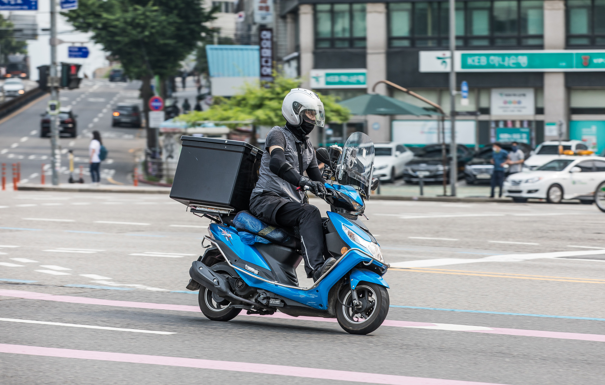 경제;재테크;자영업;배달업;배달오토바이;배달의민족;배민라이더스;쿠팡이츠;배민쿠팡이츠싸움에새우등터지는자영업