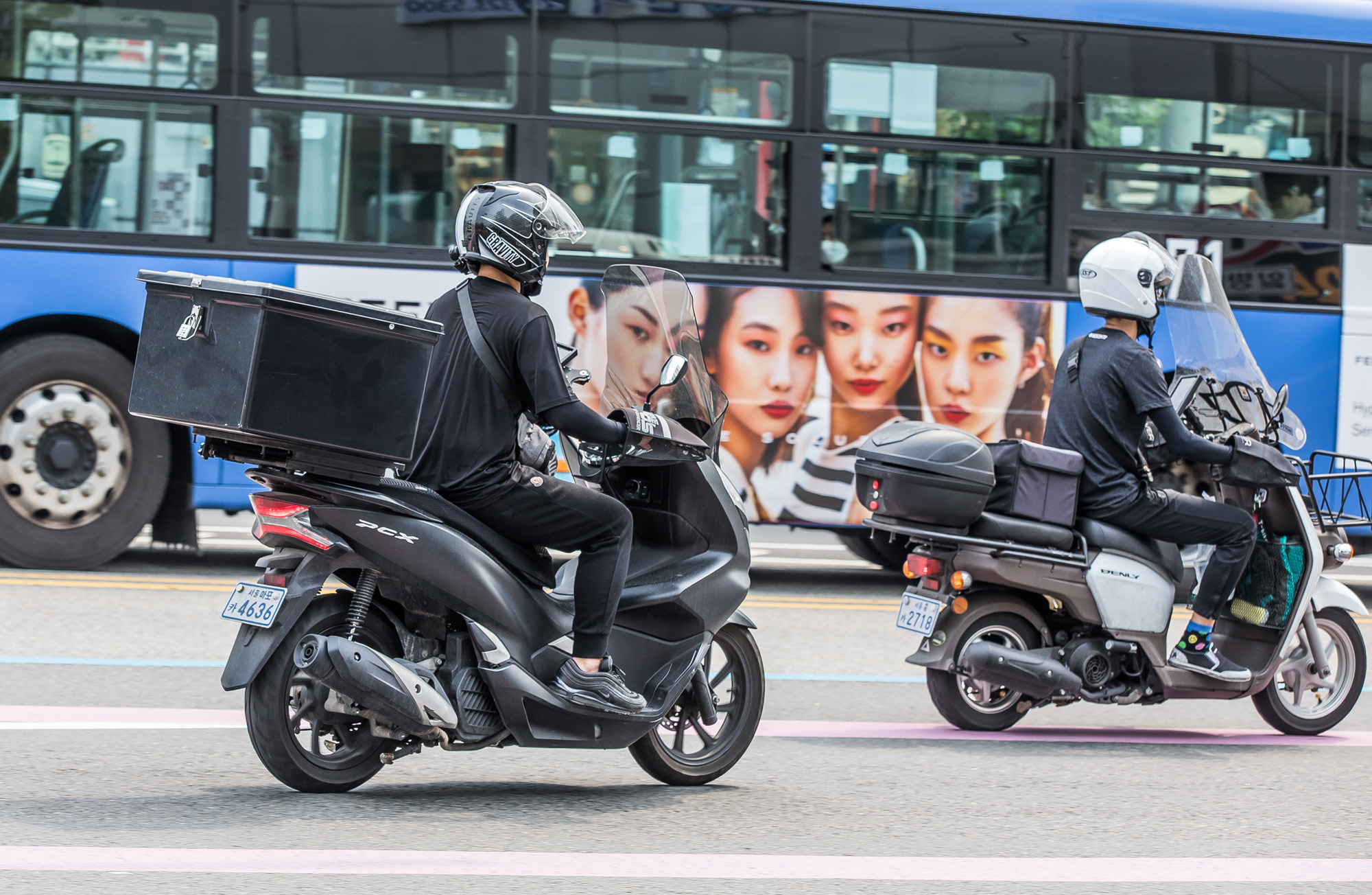 경제;재테크;자영업;배달업;배달오토바이;배달의민족;배민라이더스;쿠팡이츠;배민쿠팡이츠싸움에새우등터지는자영업