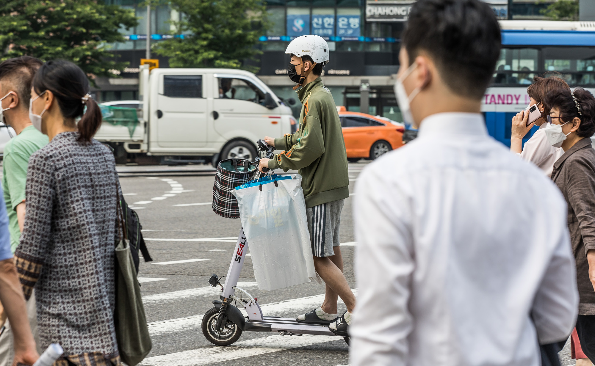 경제;재테크;자영업;배달업;배달오토바이;배달의민족;배민라이더스;쿠팡이츠;배민쿠팡이츠싸움에새우등터지는자영업