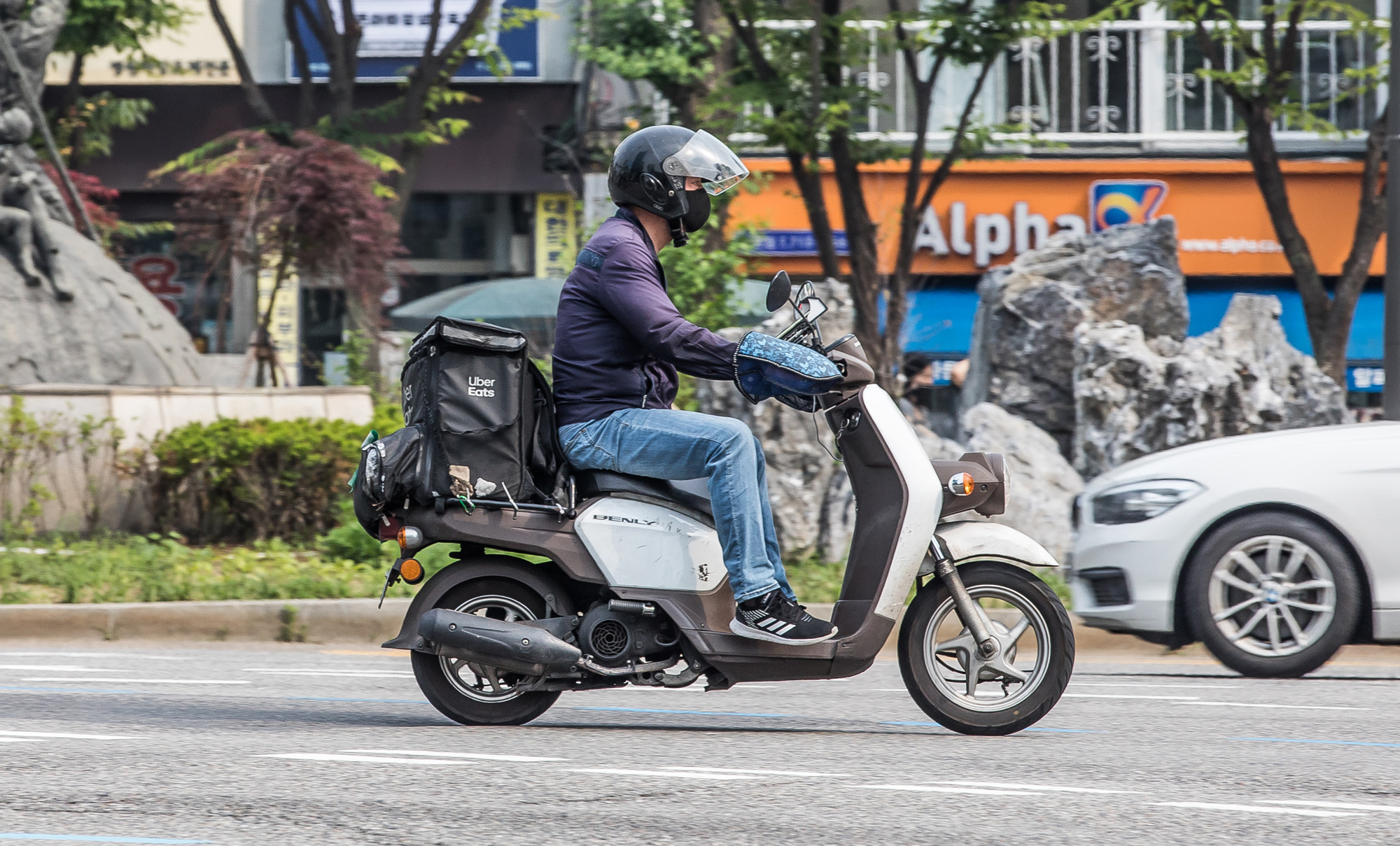 경제;재테크;자영업;배달업;배달오토바이;배달의민족;배민라이더스;쿠팡이츠;배민쿠팡이츠싸움에새우등터지는자영업