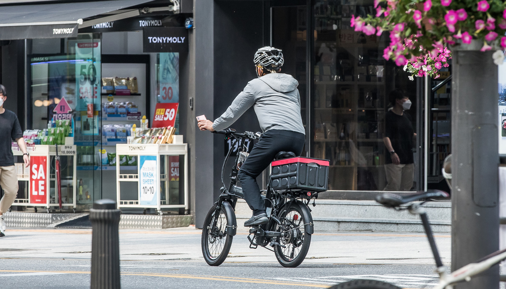 경제;재테크;자영업;배달업;배달오토바이;배달의민족;배민라이더스;쿠팡이츠;배민쿠팡이츠싸움에새우등터지는자영업