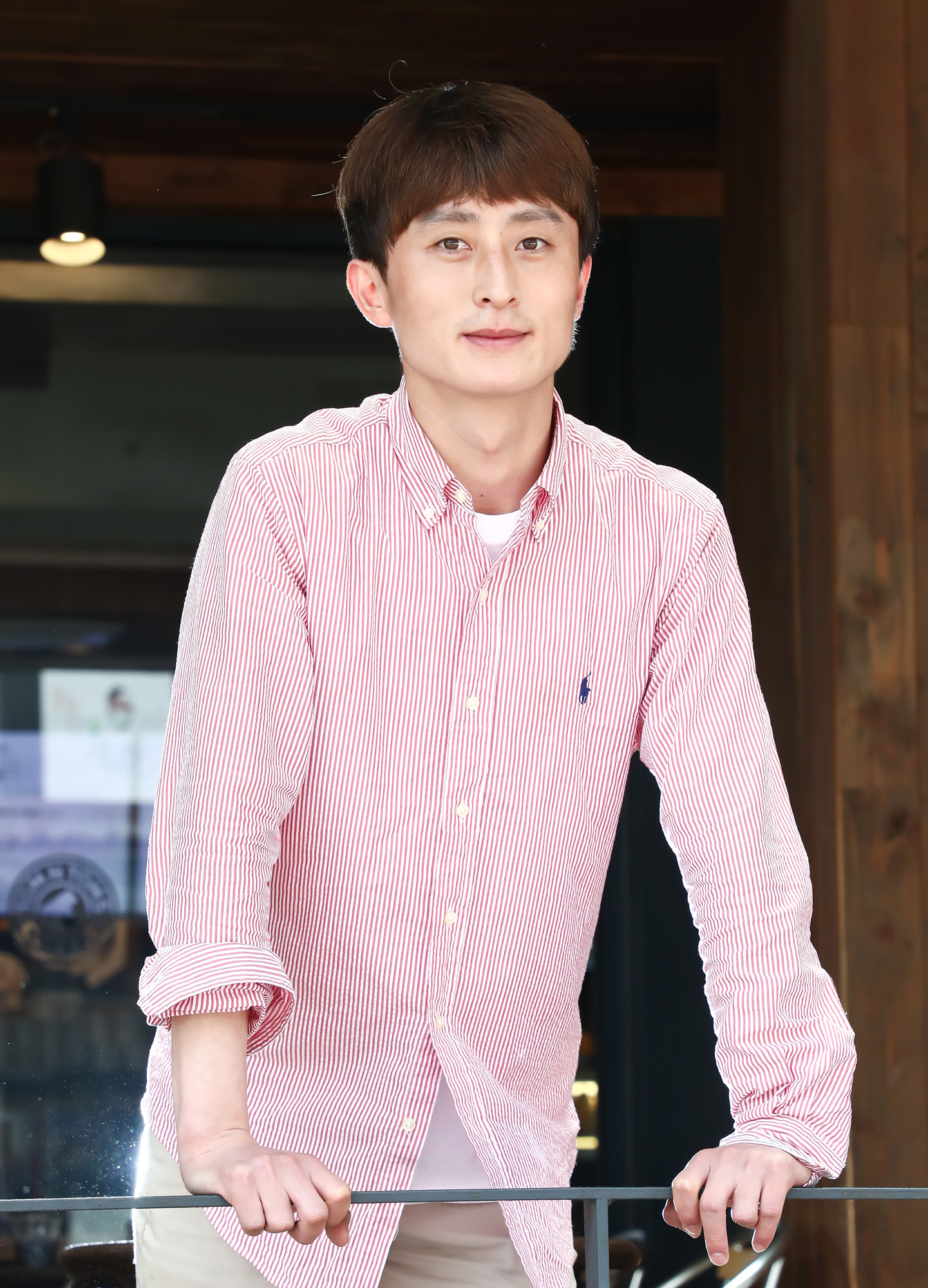 김강유 DMZ 휴전선 인민군 철조망 랭면과 철조망