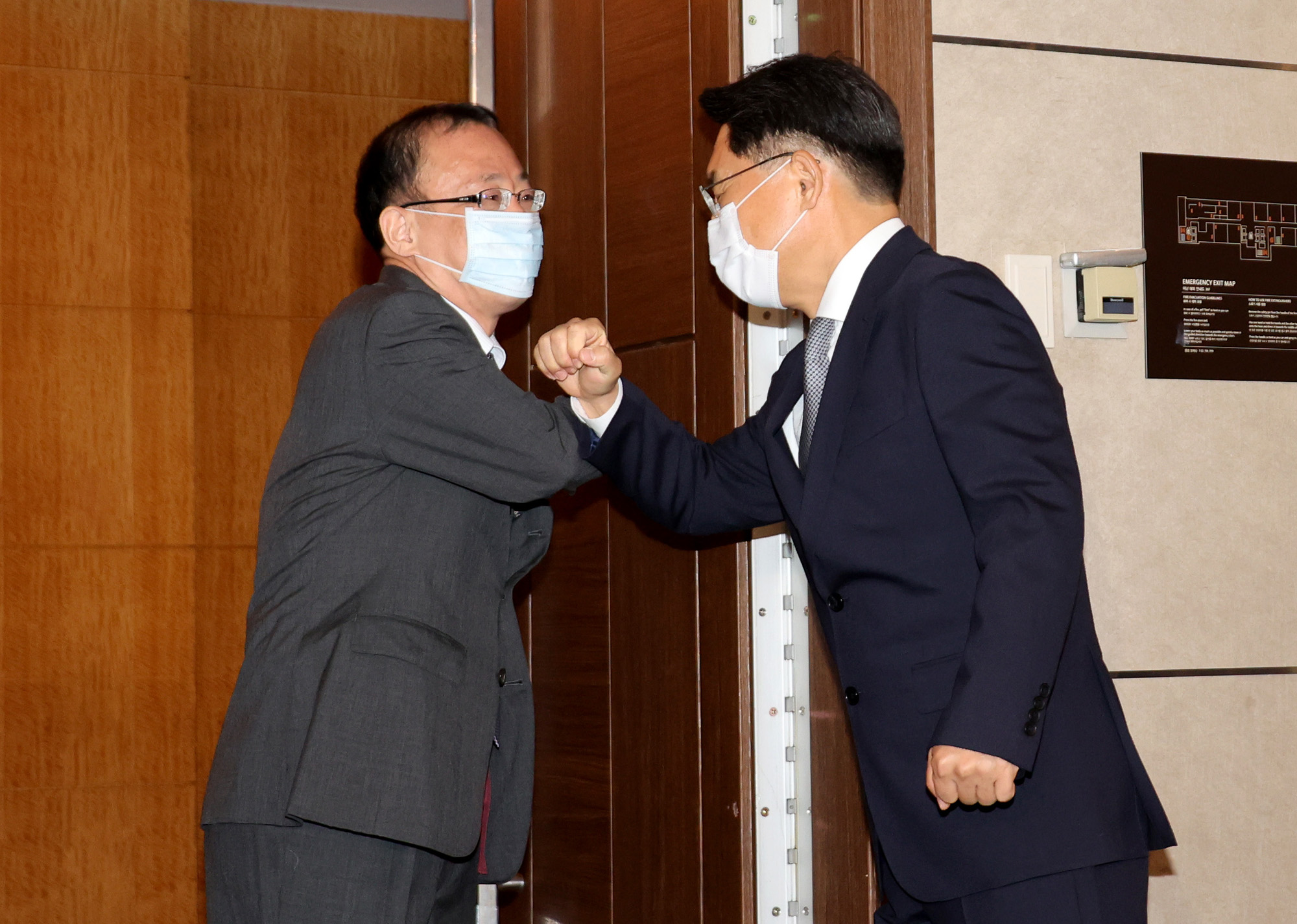 정부;외교;한일;북핵;수석