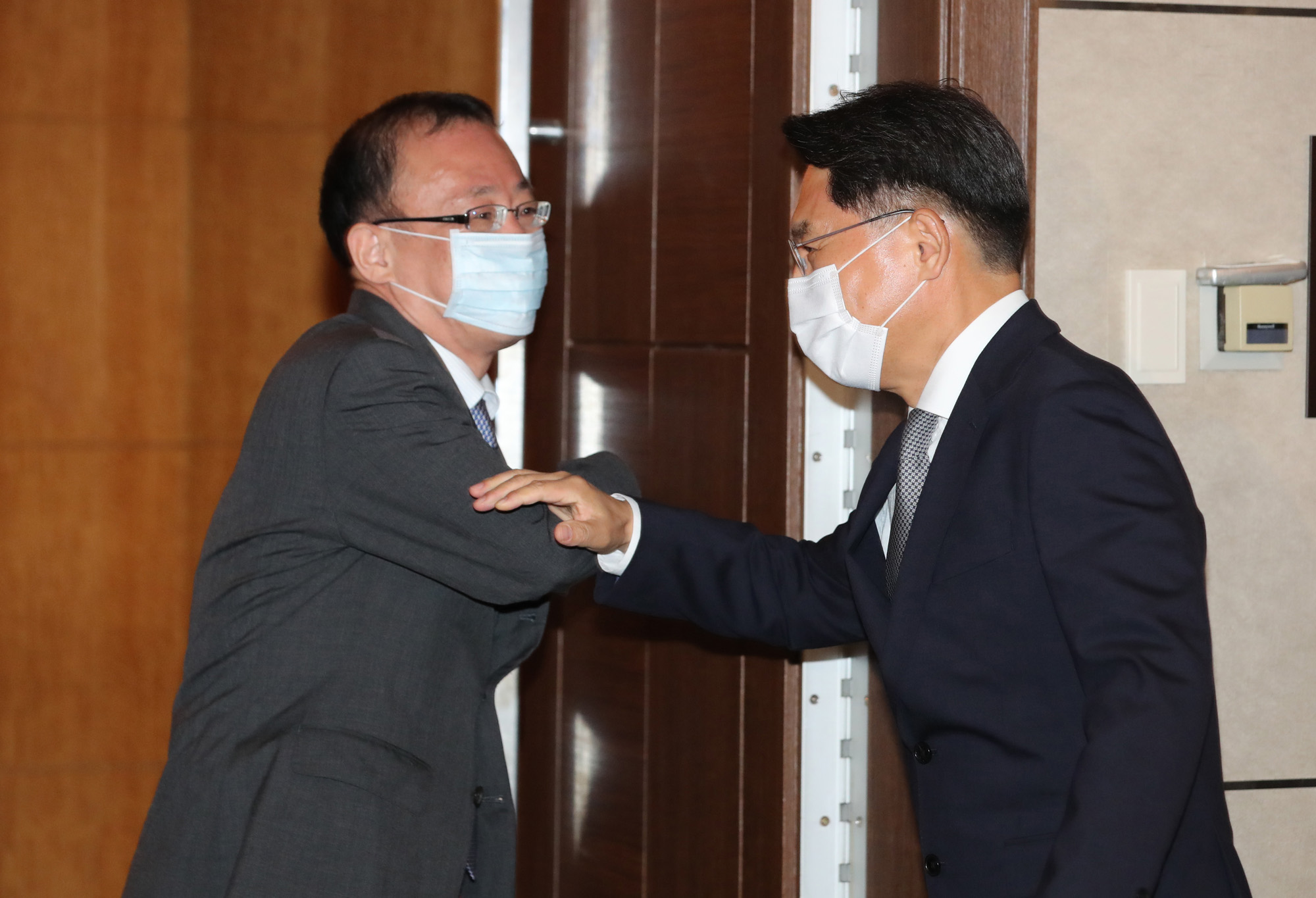 정부;외교;한일;북핵;수석