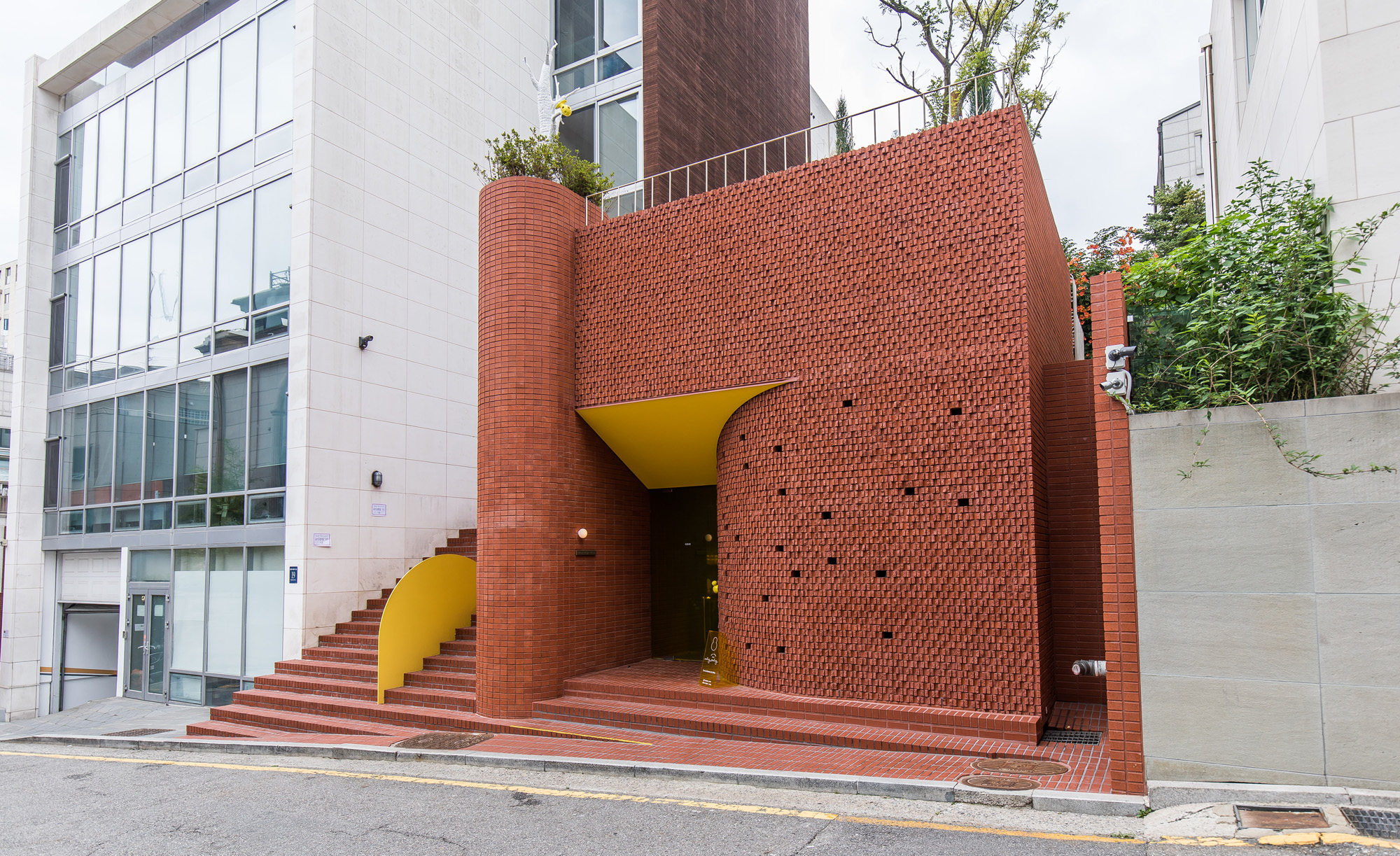 경제;기업;식품업계;플래그쉽스토어;오프라인스토어;오뚜기;롤리폴리꼬또;오뚜기오프라인식당