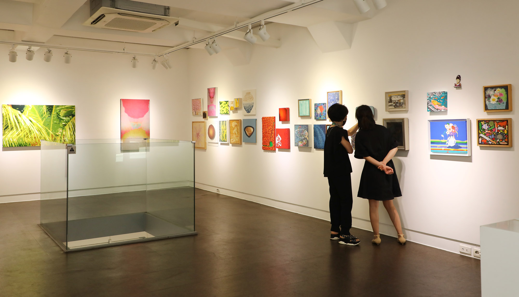 한국미술응원프로젝트;KAUP;전시회;비즈한국전시회