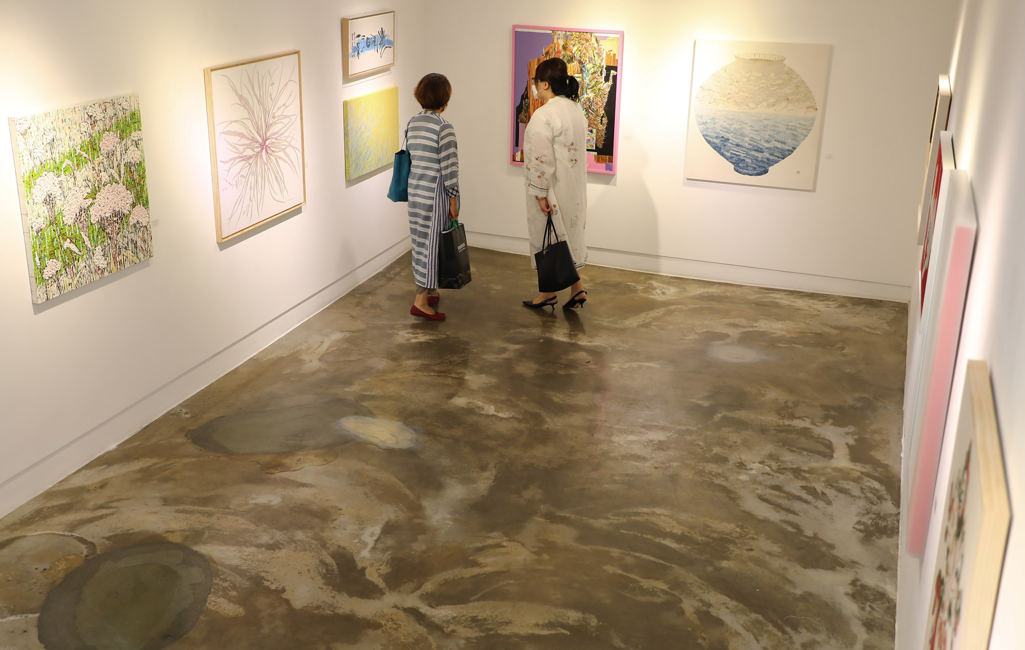 한국미술응원프로젝트;KAUP;전시회;비즈한국전시회