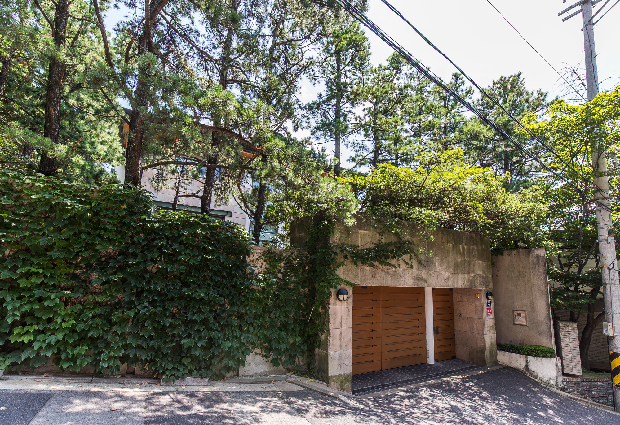 경제;기업;기업인;대기업;한국야쿠르트;윤덕병;윤호중;윤덕병회장자택