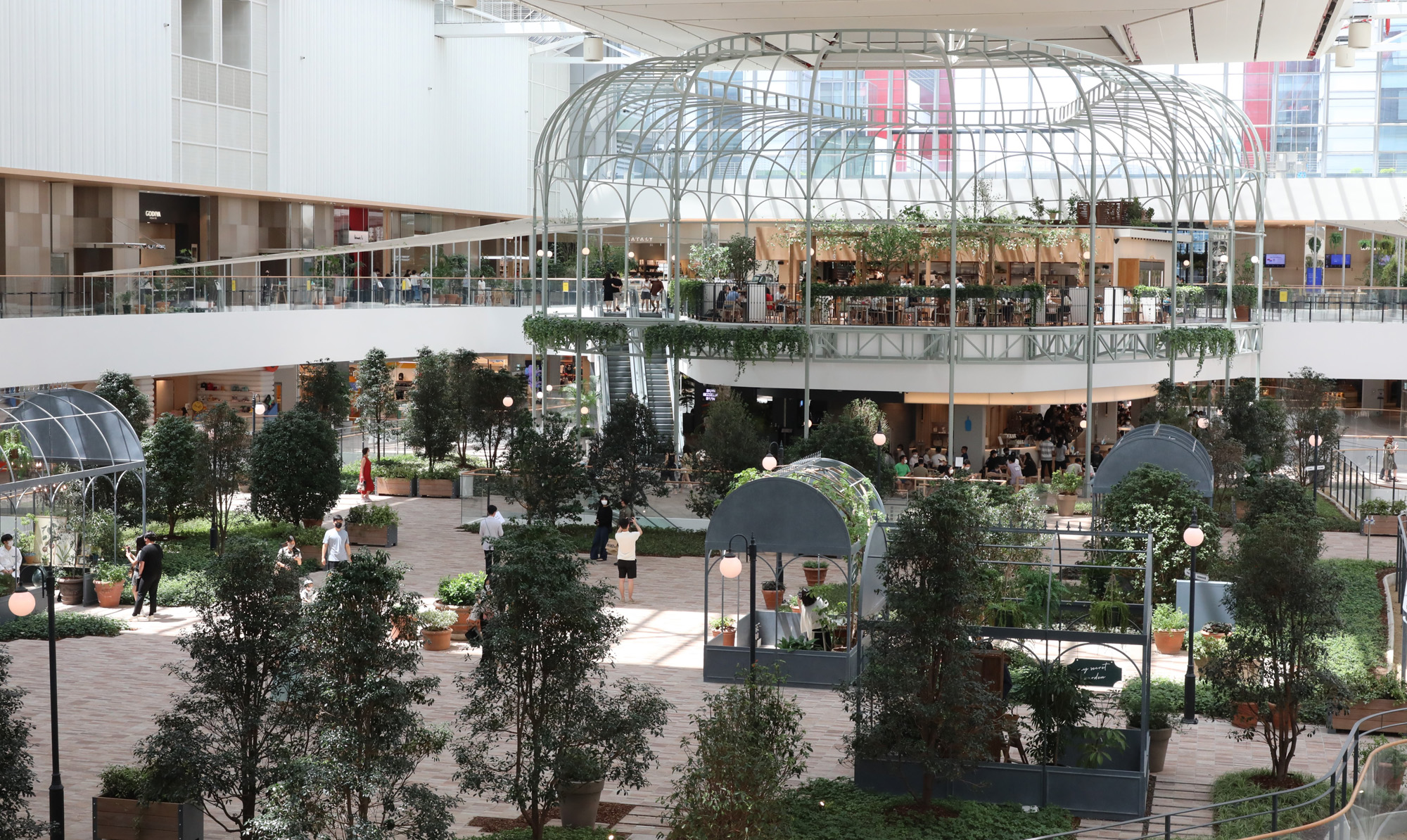 사회;코로나19거리두기4단계;대형쇼핑몰;거리두기쇼핑몰