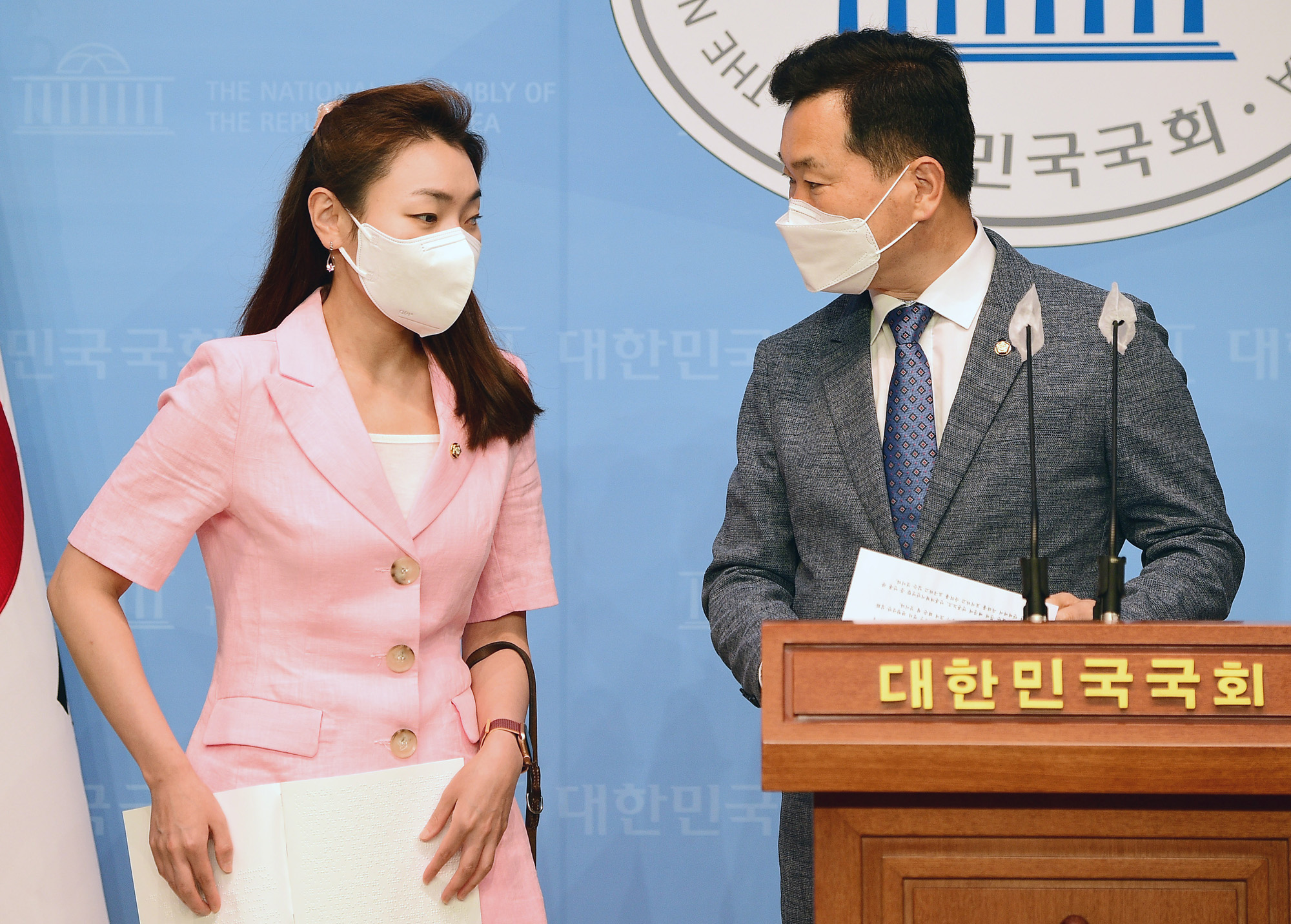 정치;정당;국회의원;김승수;김예지