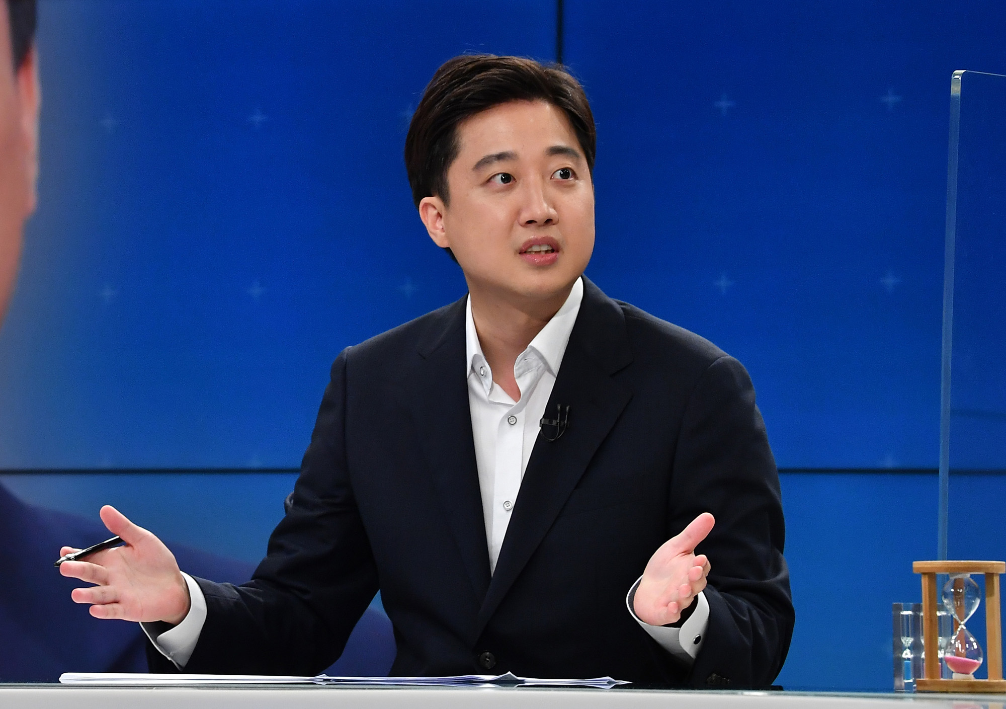 정치;정당;더불어민주당;국민의힘;당대표;토론배틀