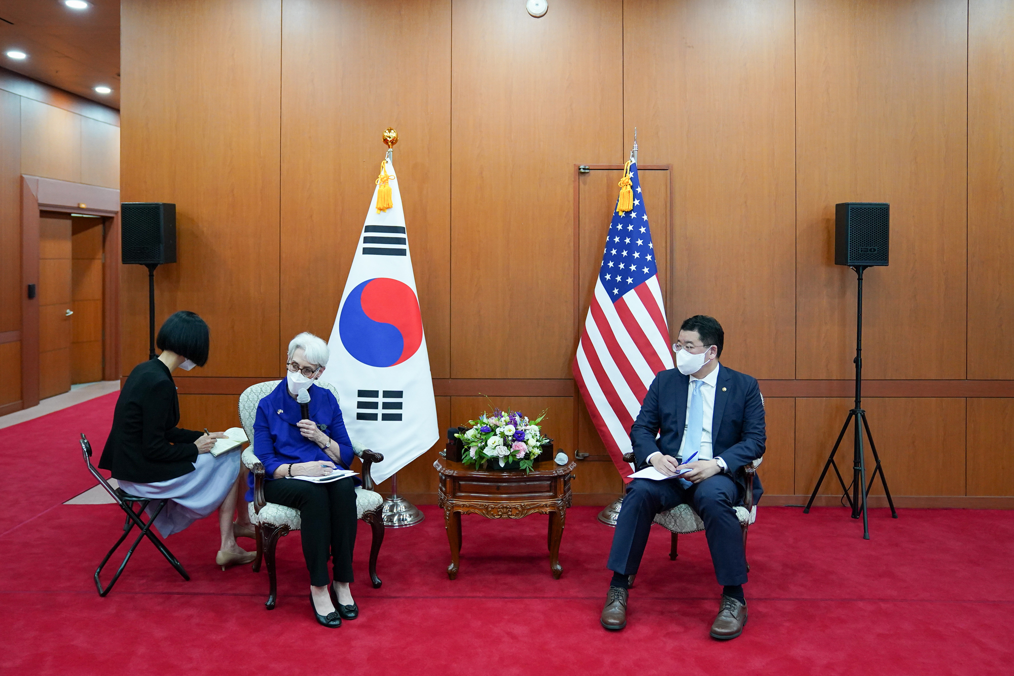 최종건 웬디 셔먼 도어스테핑