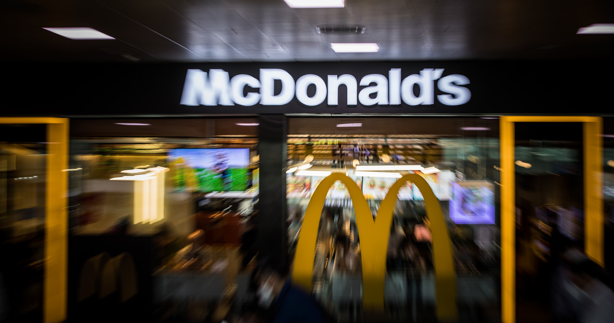 경제;기업;요식업;패스트푸드;햄버거;맥도날드;맥도날드서울역점