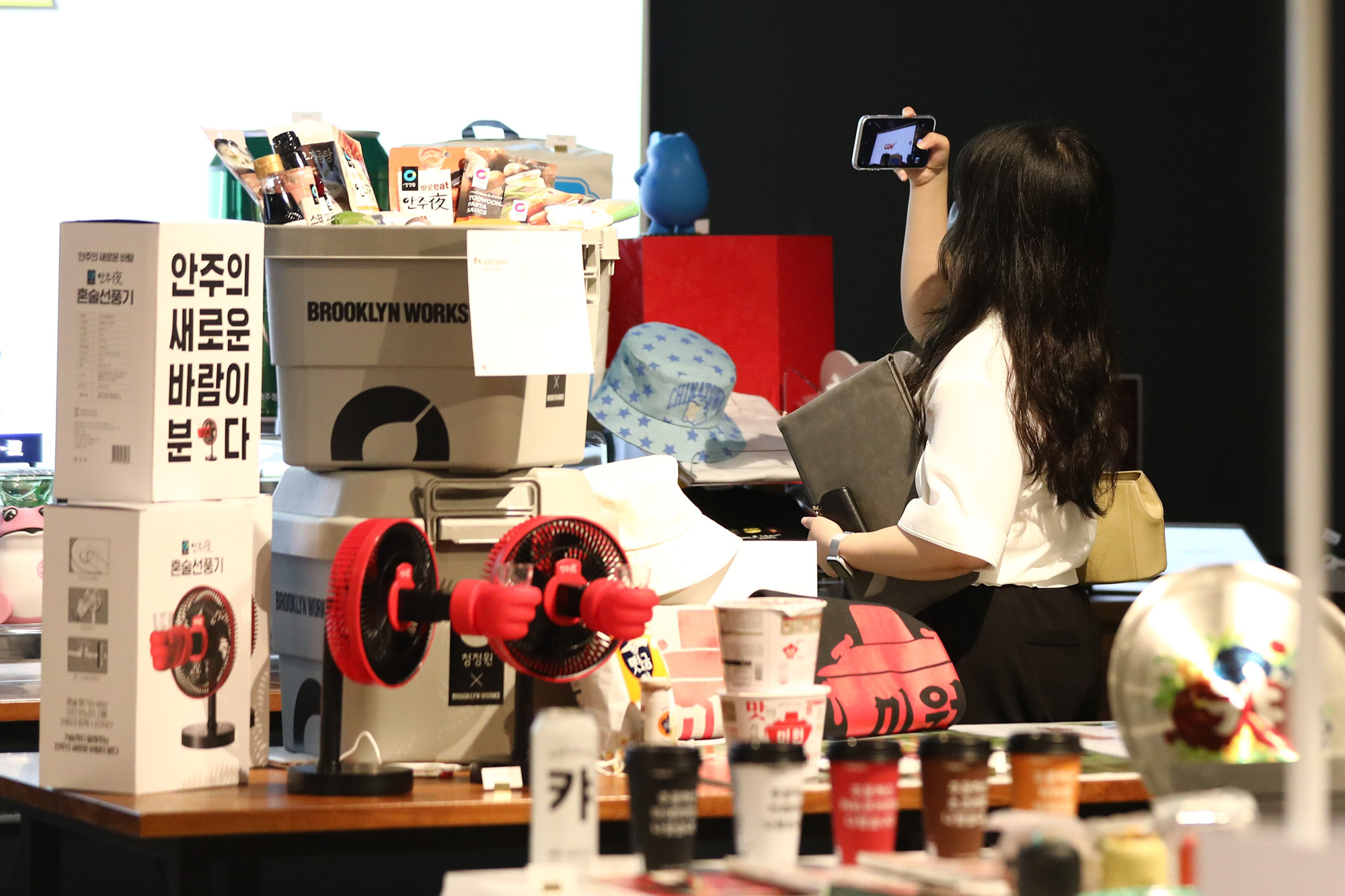 비즈한국;굿즈전시회;오브젝트바이프로젝트;데어바타테