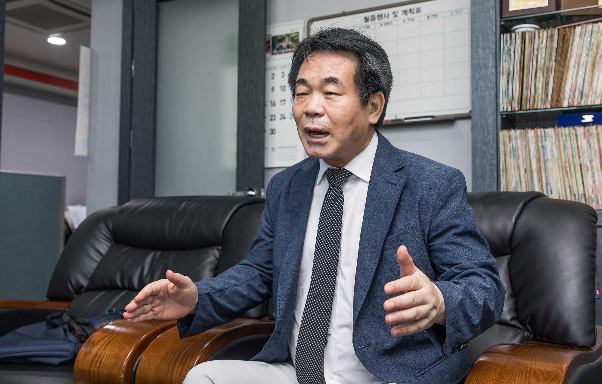 연예;가요;한국가요TV;안영일;김병걸;문희옥