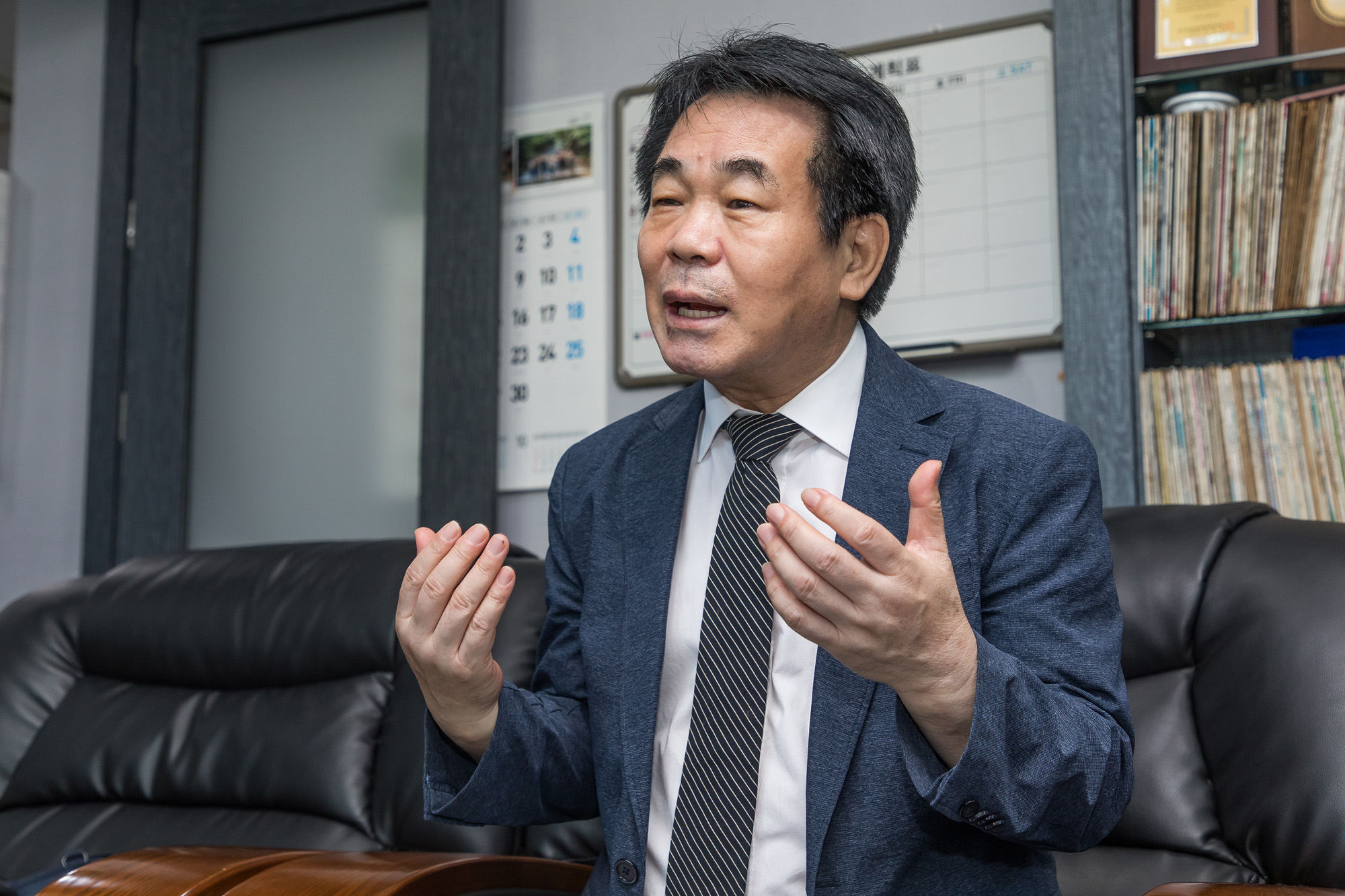 연예;가요;한국가요TV;안영일;김병걸;문희옥