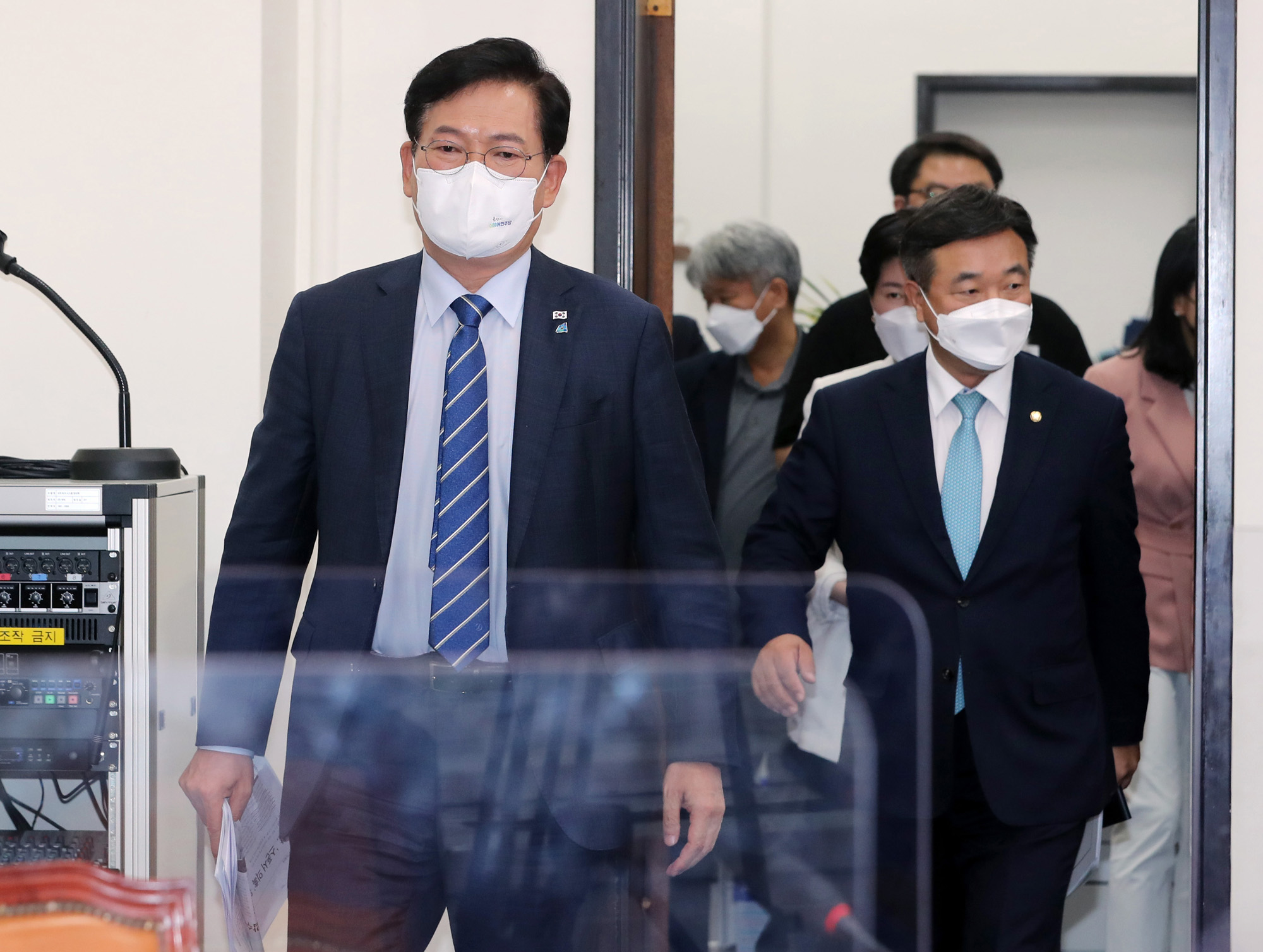 정치;정당;더불어민주당;최고위원회의