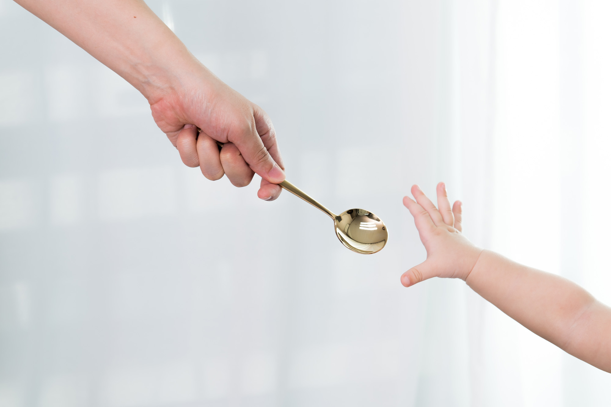 금수저;아기손;금수저대물림;경제;이미지컷