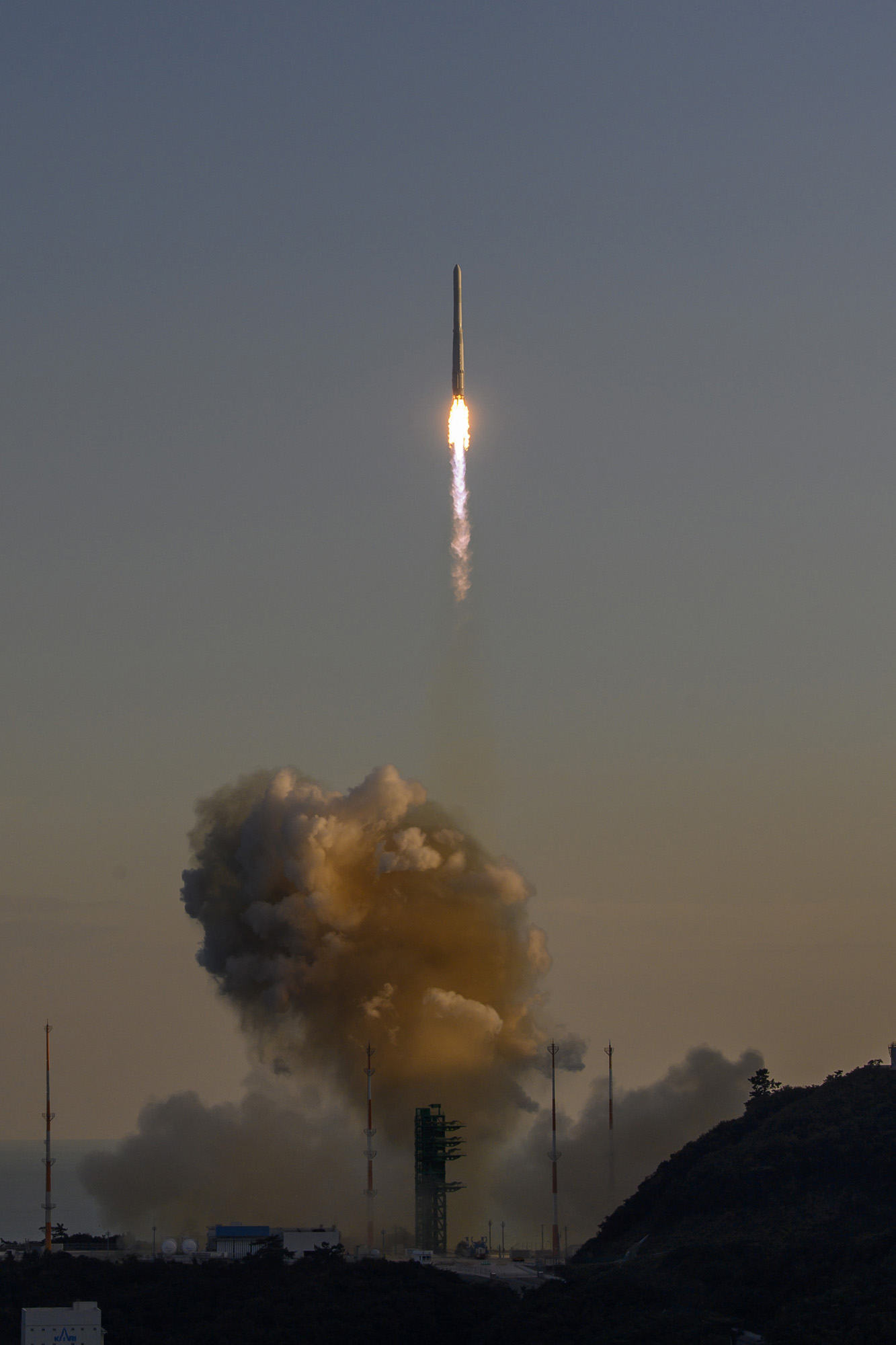 누리호;나로호;로켓;우주선;발사체;위성;한국형인공위성