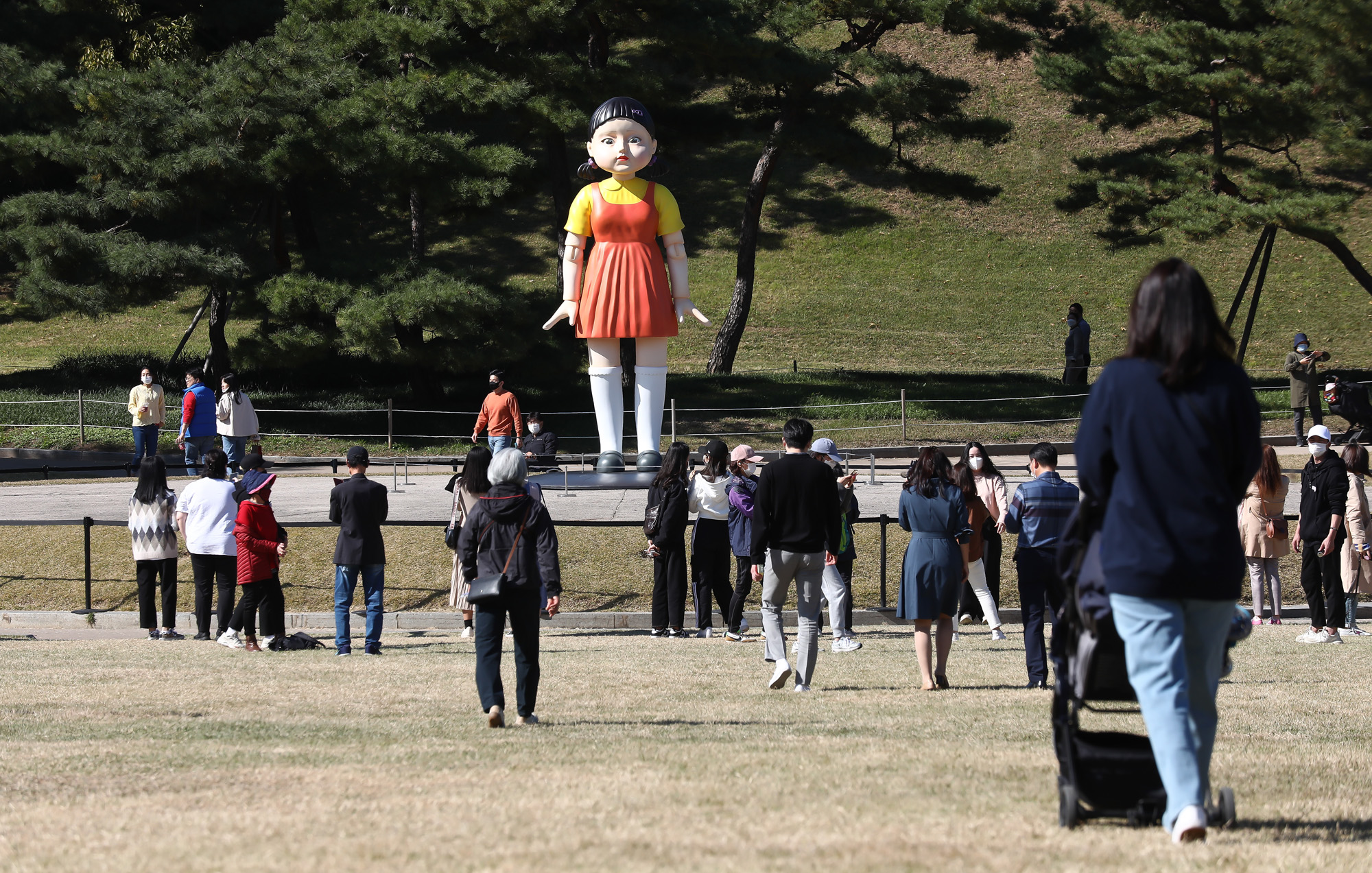 오징어게임;술래로봇 잔디마당 올림픽공원