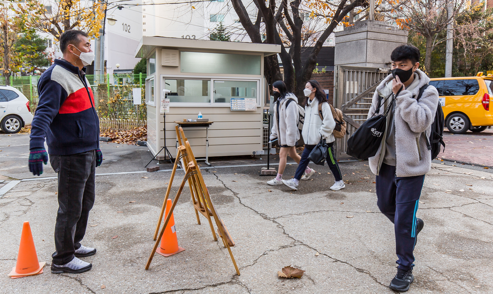 사회;세태;질병;전염병;신종코로나바이러스감염증;코로나19;위드코로나;수도권전면등교;염창중학교;단계적일상회복
